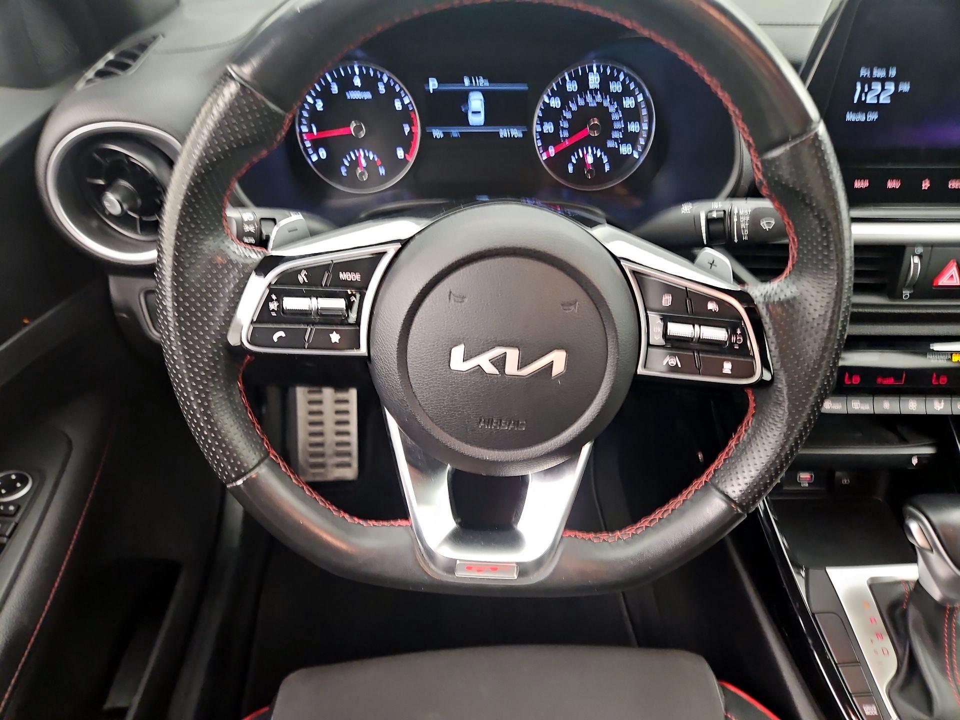 Thumbnail: 2023 Kia Forte - 10