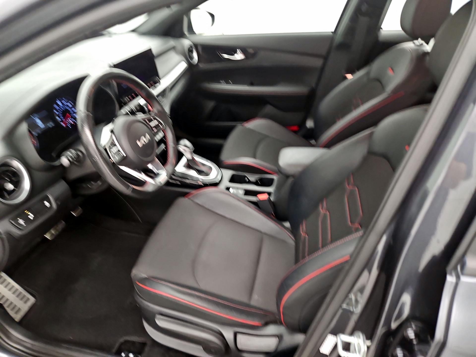 Thumbnail: 2023 Kia Forte - 11