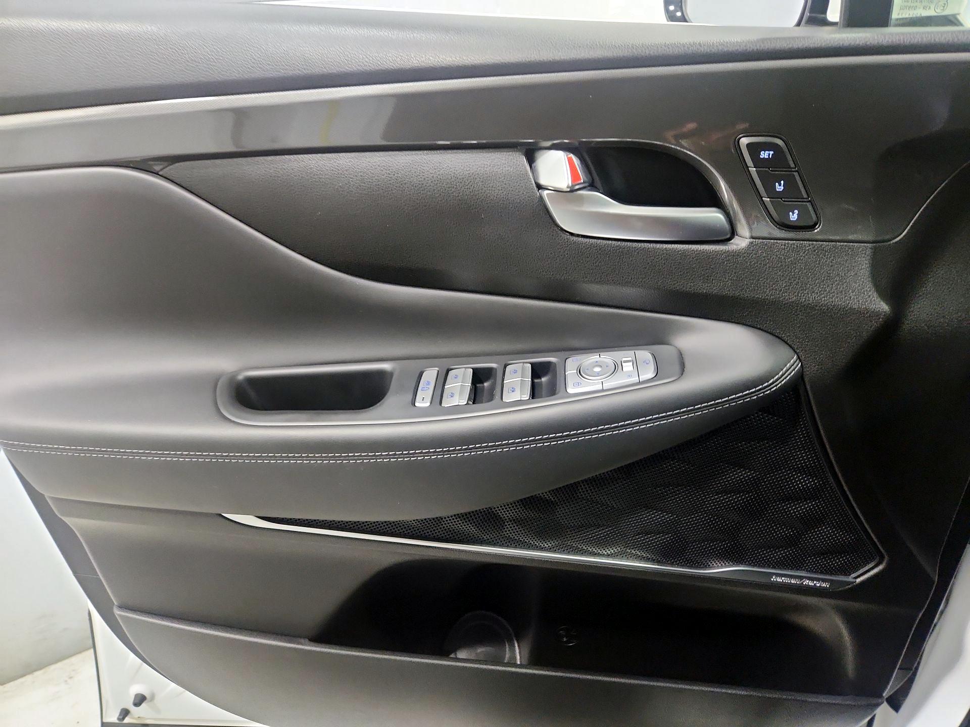 Thumbnail: 2022 Hyundai Santa Fe - 12