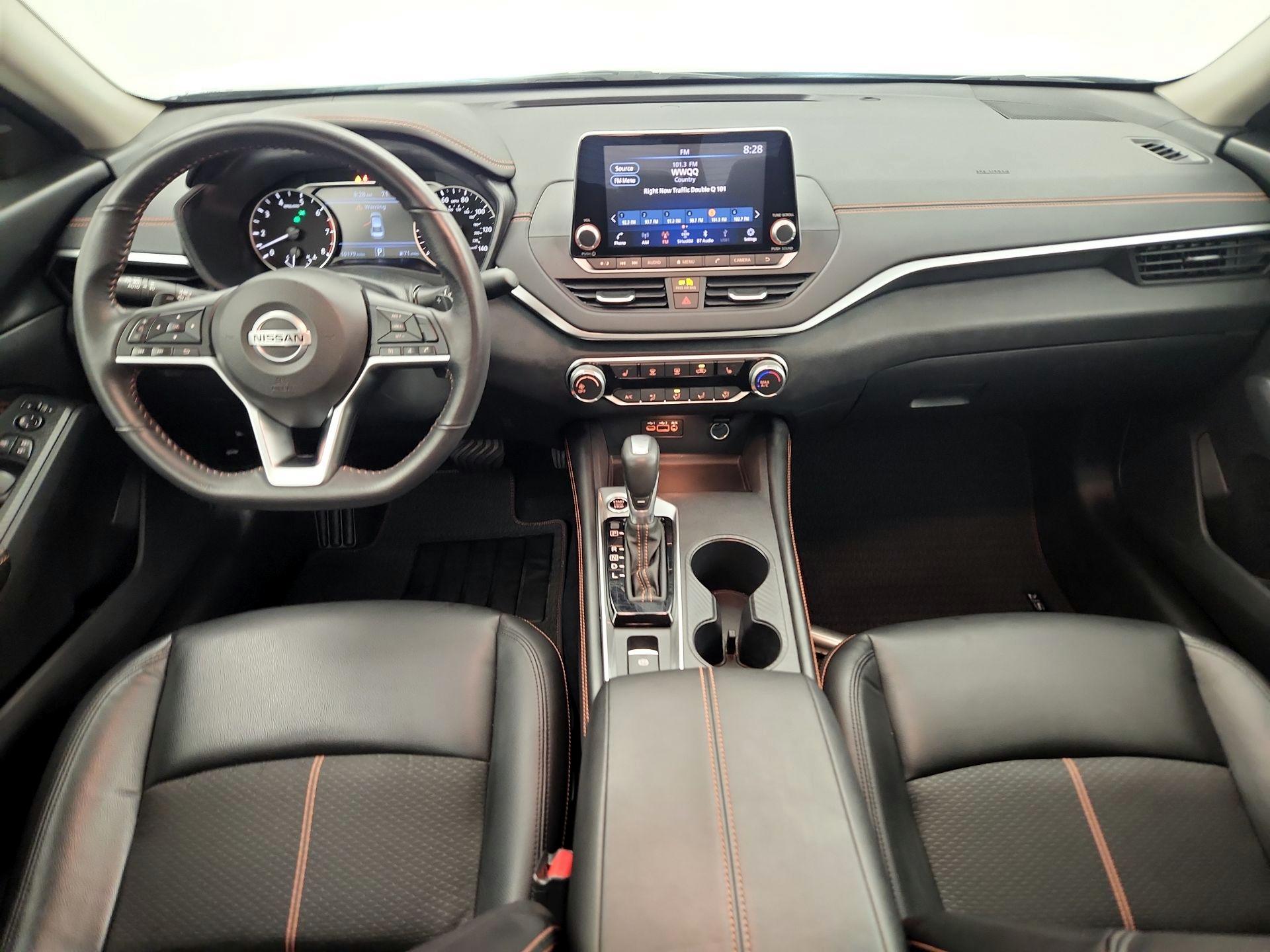 Thumbnail: 2022 Nissan Altima - 9