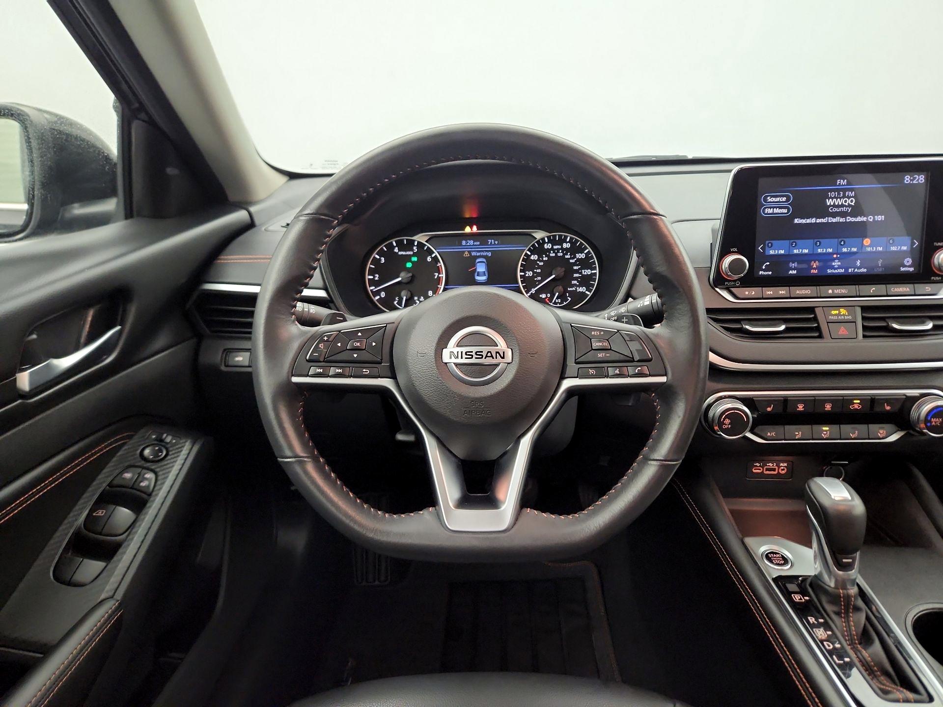 Thumbnail: 2022 Nissan Altima - 10