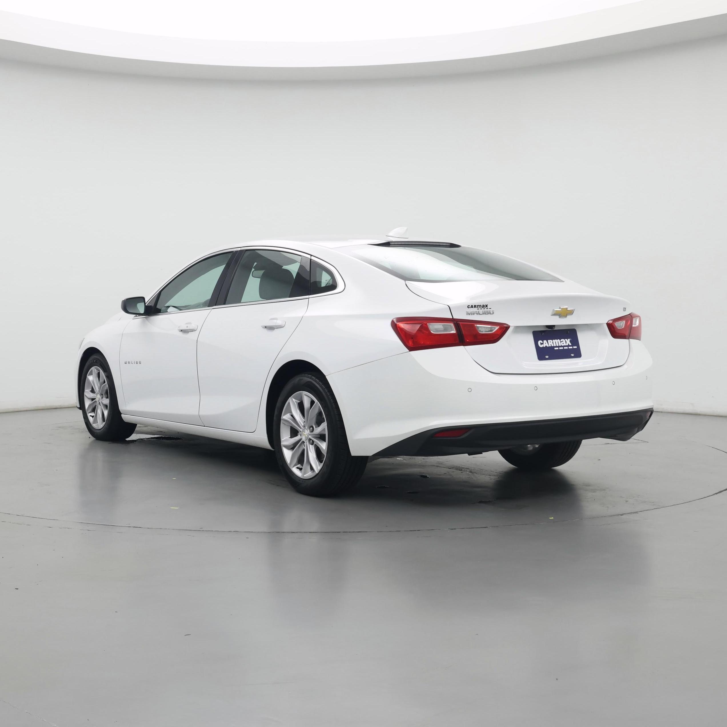 Thumbnail: 2023 Chevrolet Malibu - 2