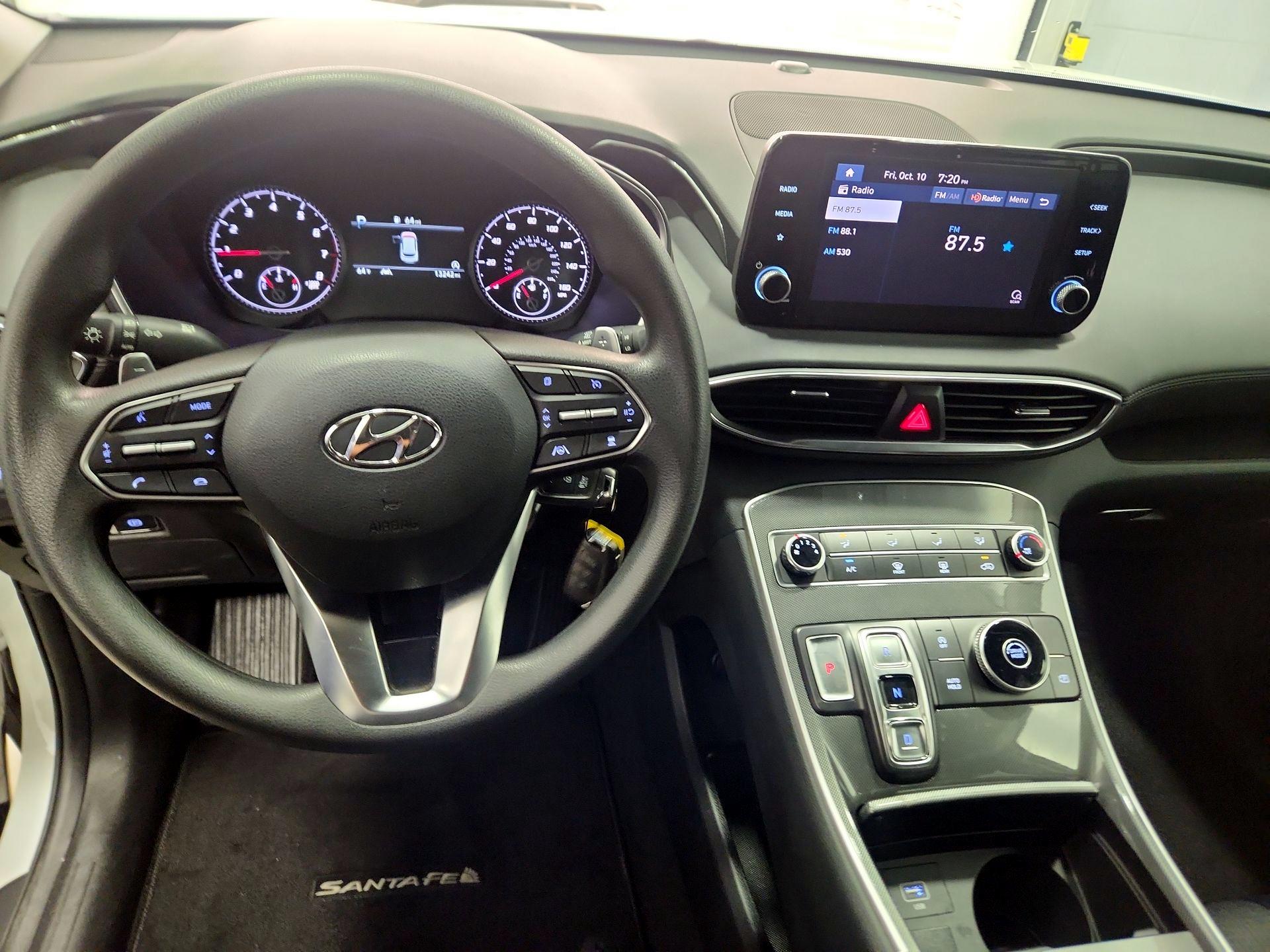 Thumbnail: 2023 Hyundai Santa Fe - 9