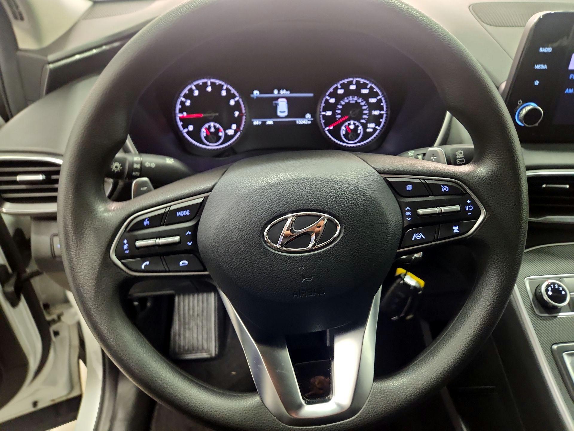 Thumbnail: 2023 Hyundai Santa Fe - 10
