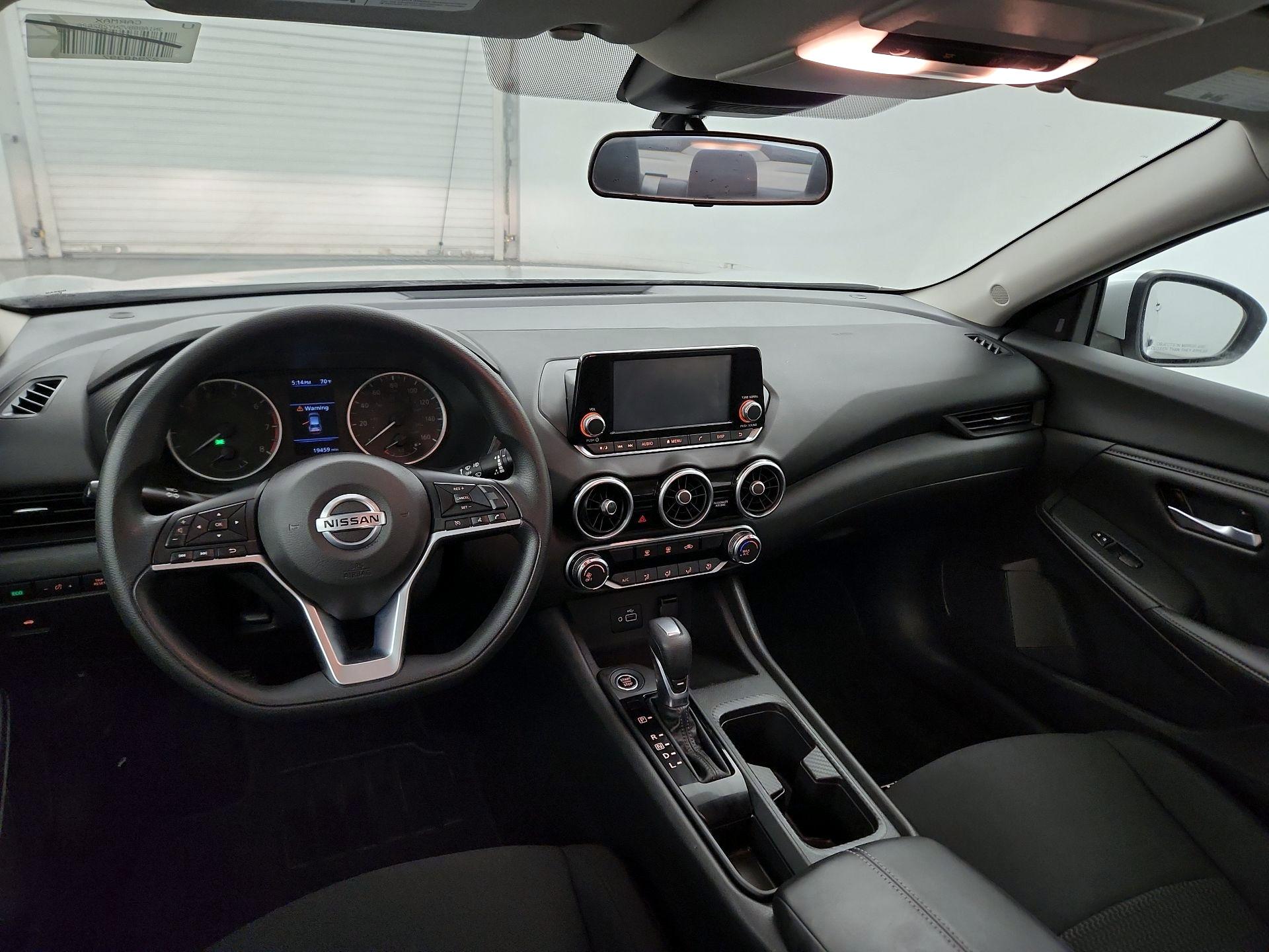 Thumbnail: 2022 Nissan Sentra - 9