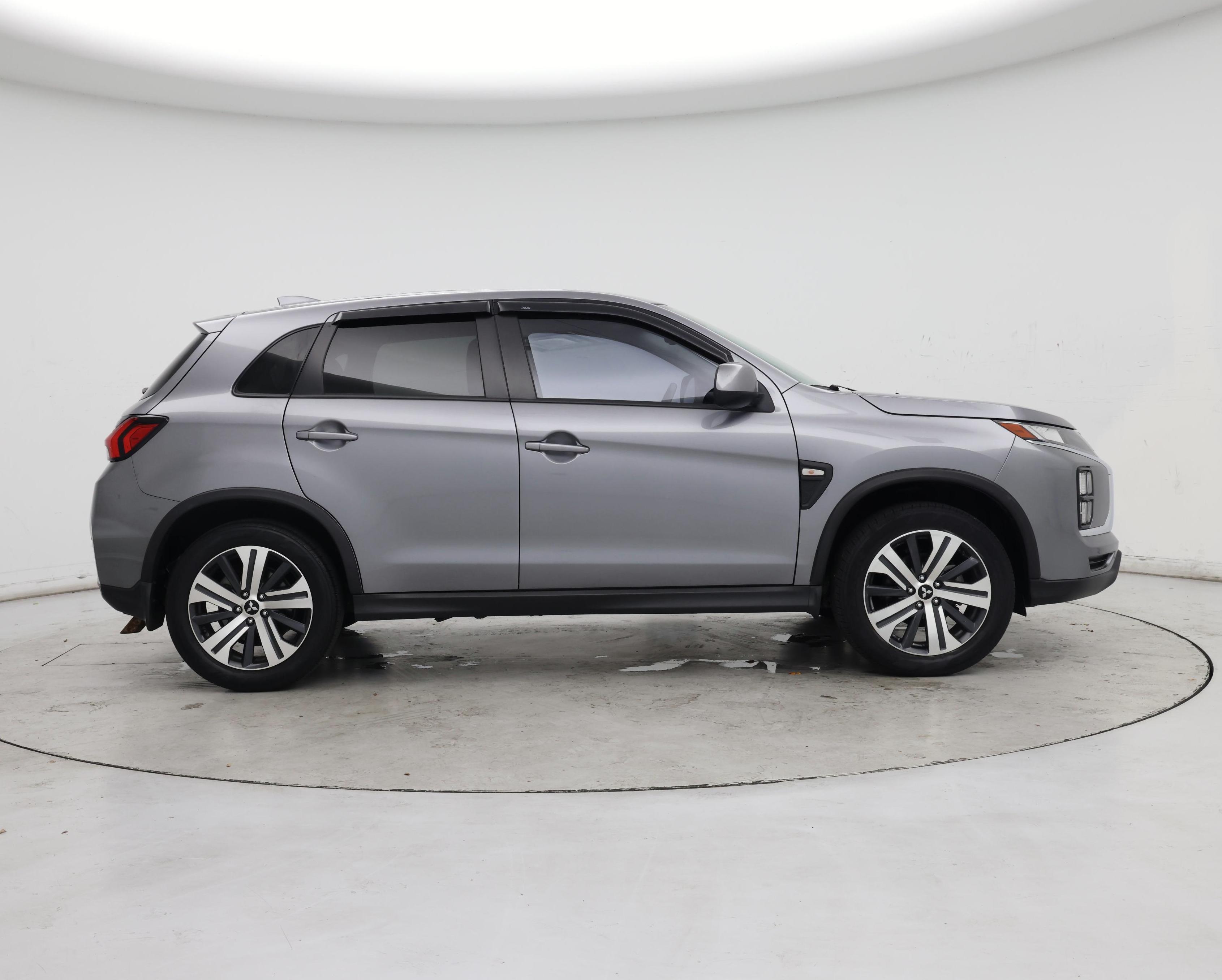 Thumbnail: 2022 Mitsubishi Outlander Sport - 7