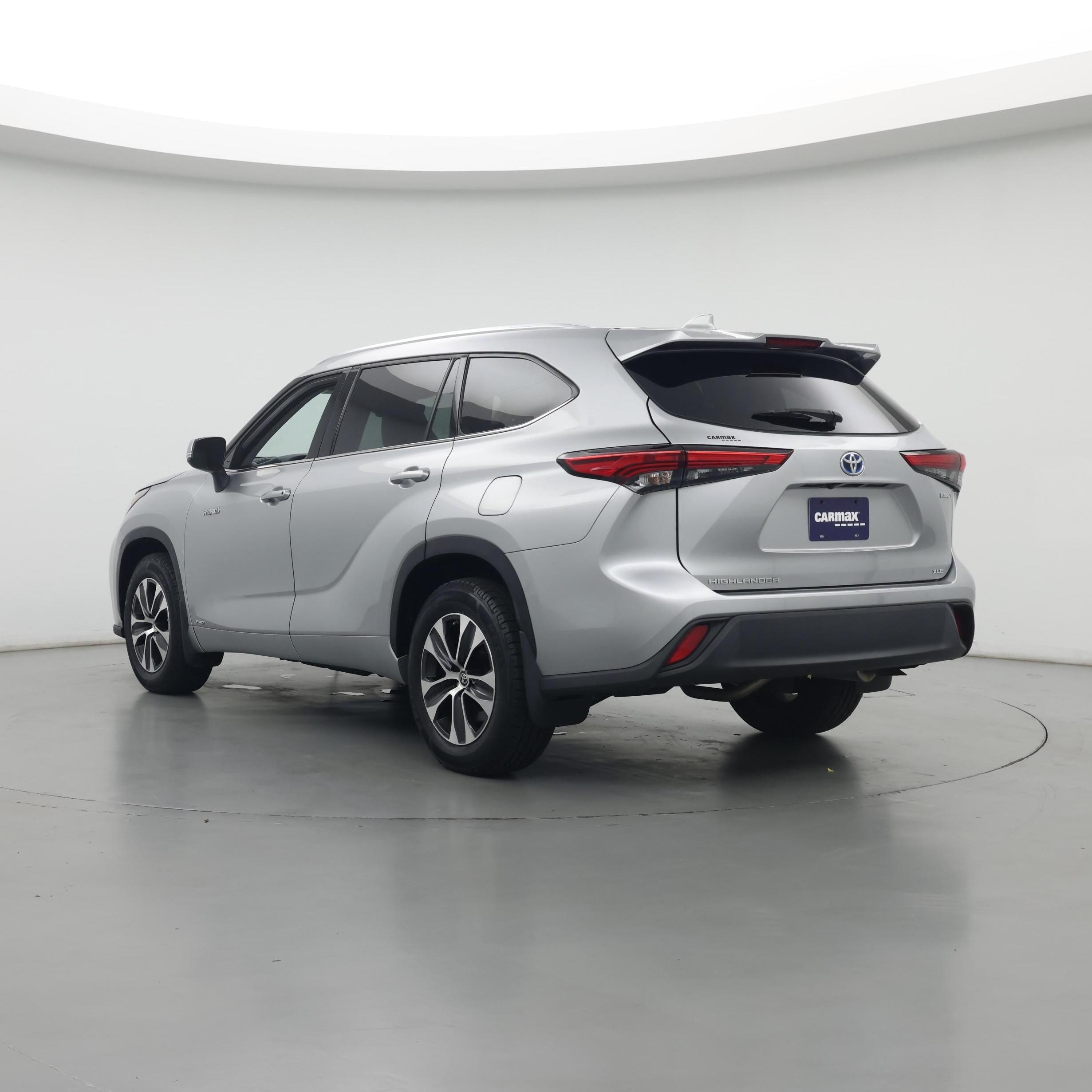 Thumbnail: 2021 Toyota Highlander - 2