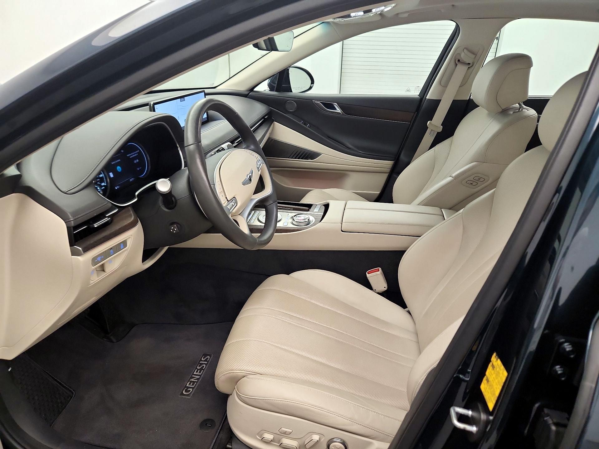 Thumbnail: 2022 Genesis G80 - 11