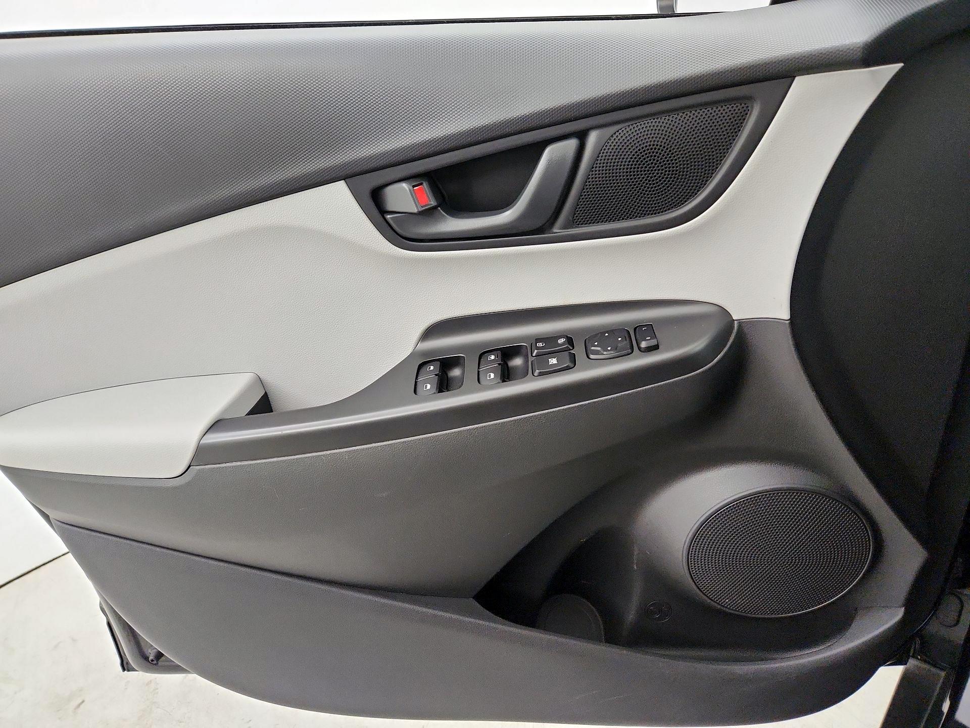 Thumbnail: 2022 Hyundai Kona - 12