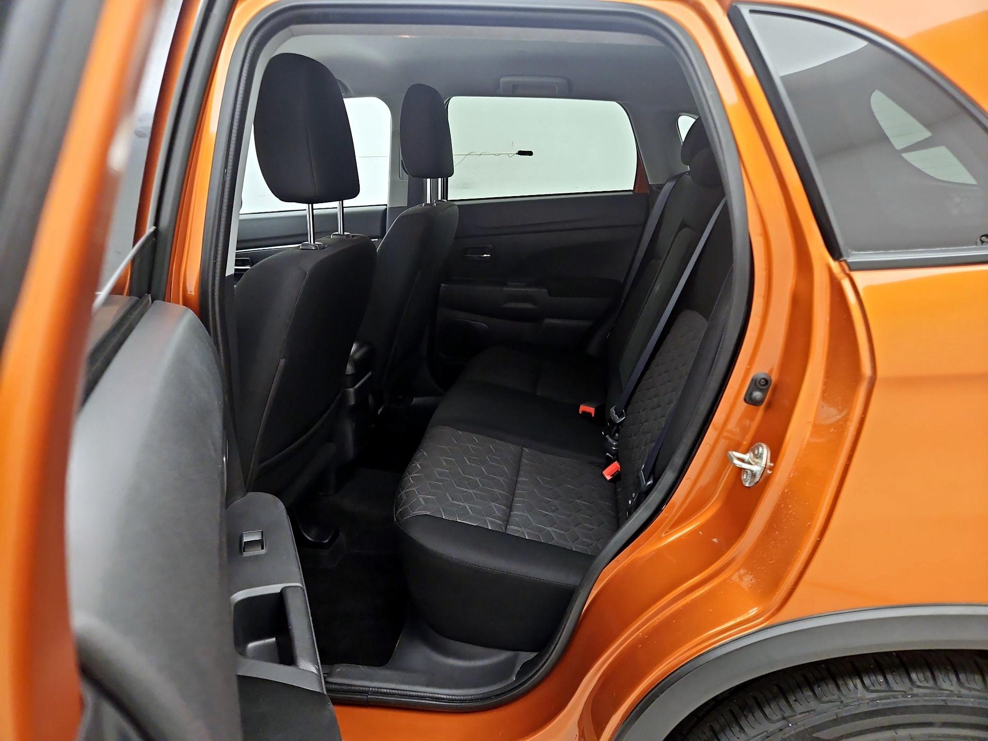 Thumbnail: 2022 Mitsubishi Outlander Sport - 19