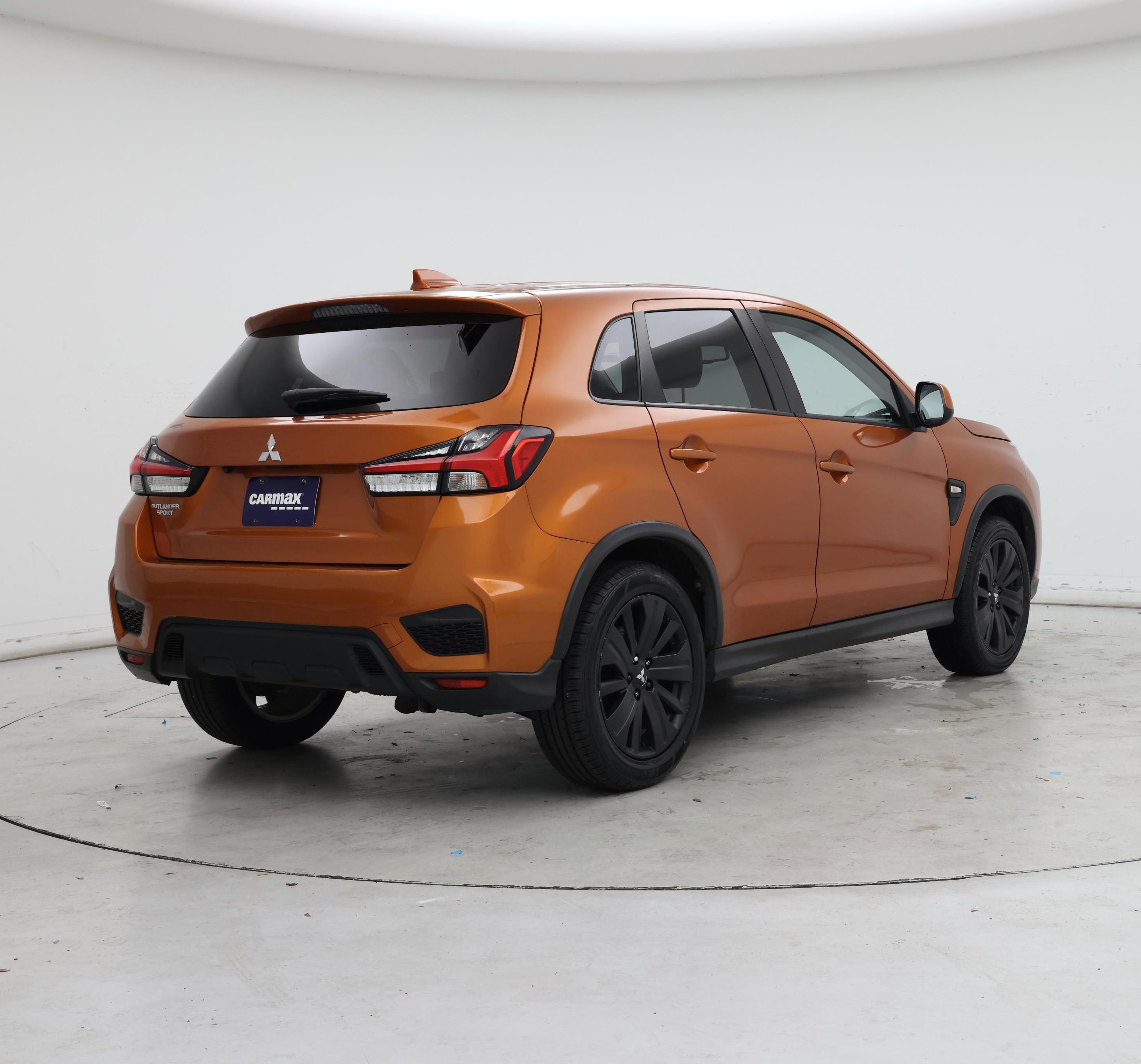 Thumbnail: 2022 Mitsubishi Outlander Sport - 8