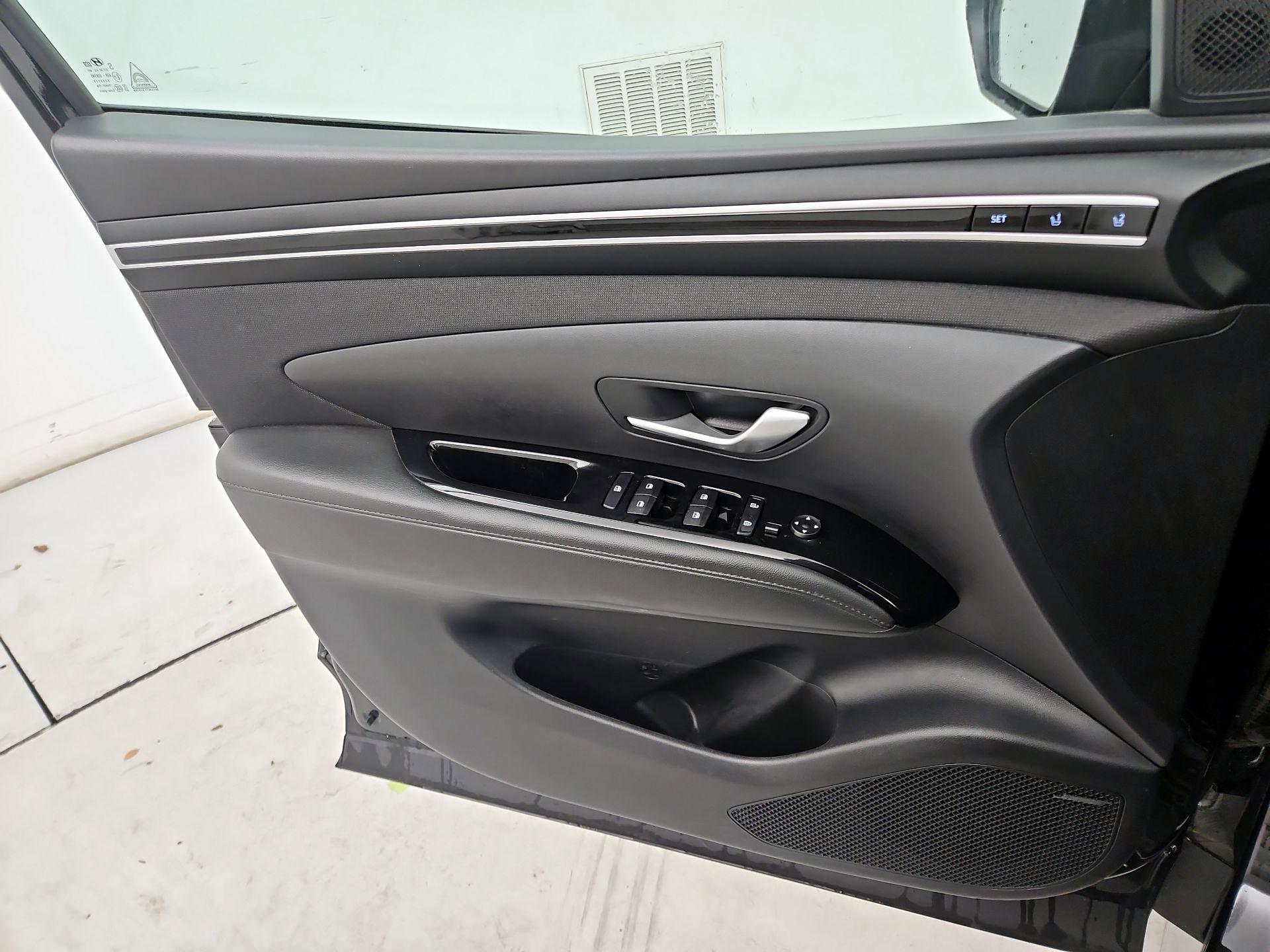 Thumbnail: 2022 Hyundai Tucson - 12