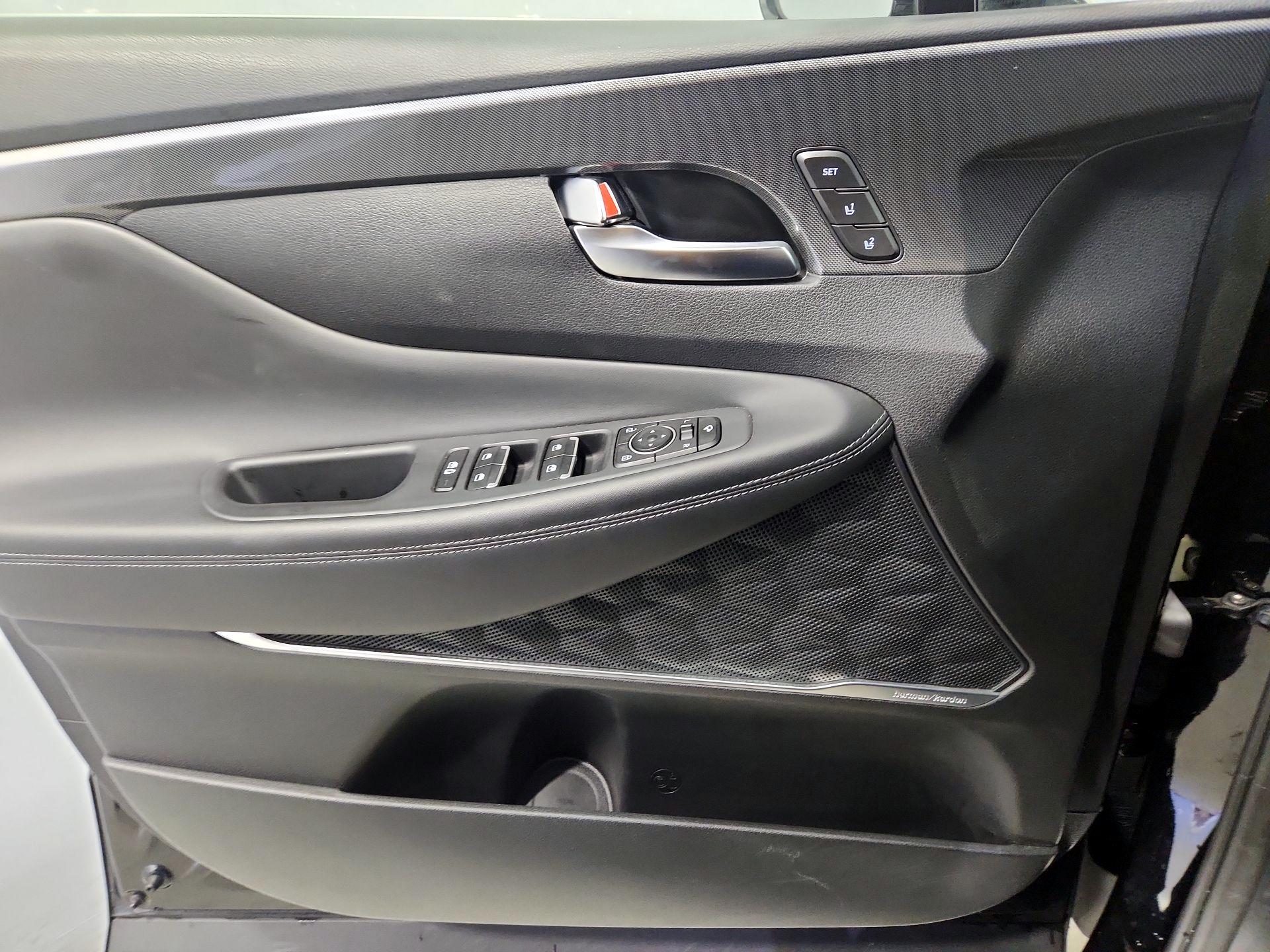 Thumbnail: 2022 Hyundai Santa Fe - 12