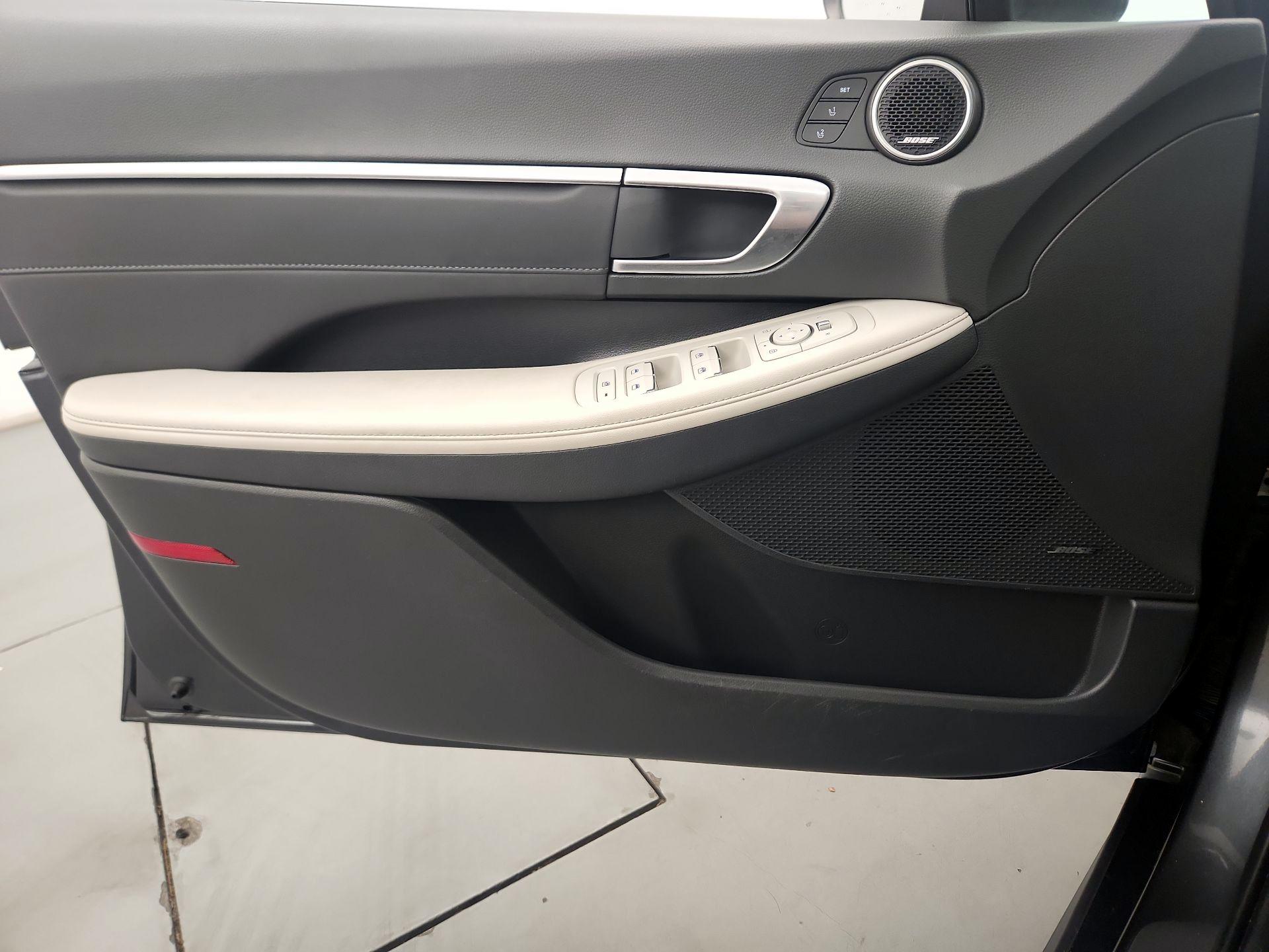 Thumbnail: 2022 Hyundai Sonata - 12