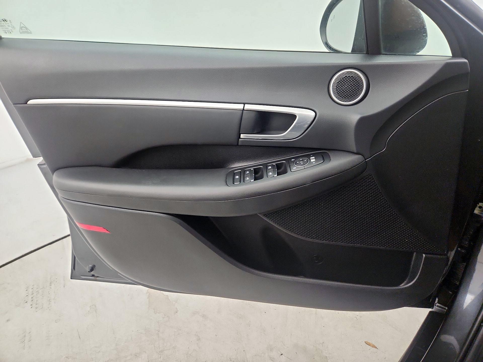 Thumbnail: 2022 Hyundai Sonata - 12