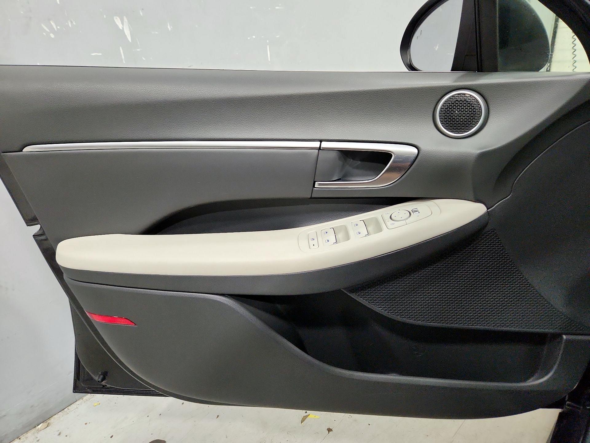 Thumbnail: 2022 Hyundai Sonata - 12