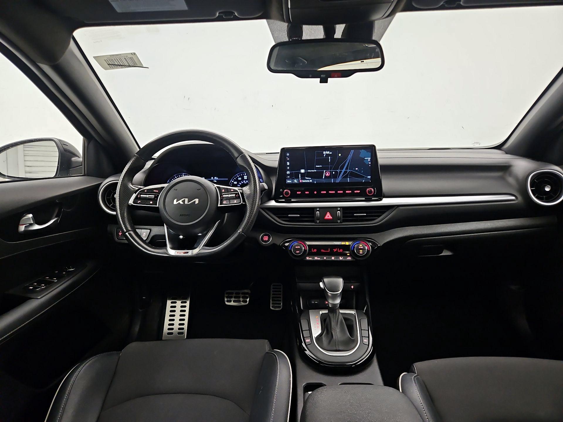 Thumbnail: 2023 Kia Forte - 9