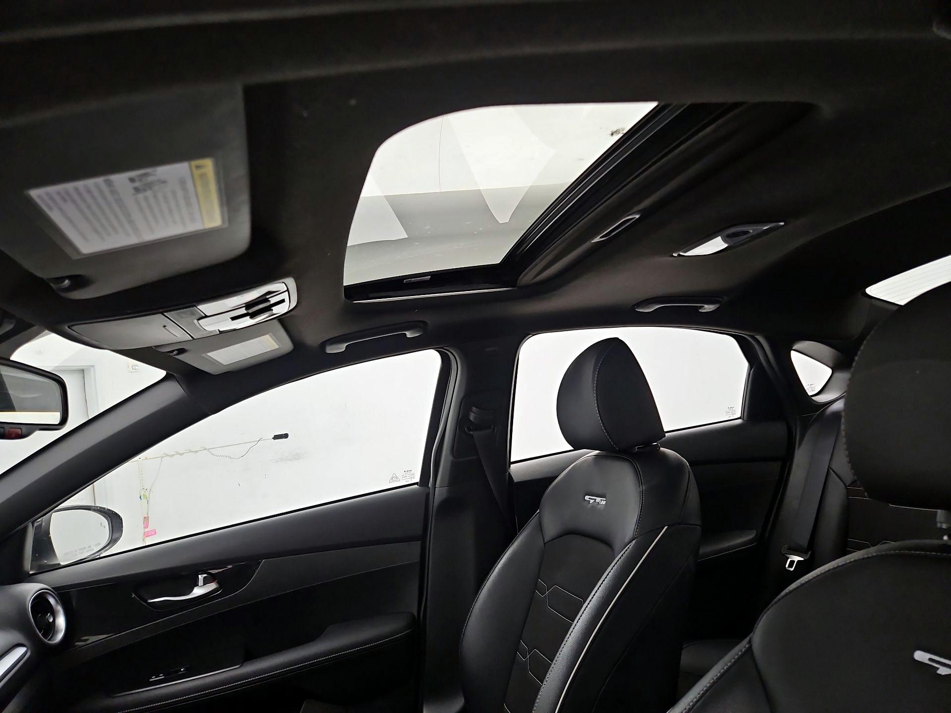 Thumbnail: 2023 Kia Forte - 20