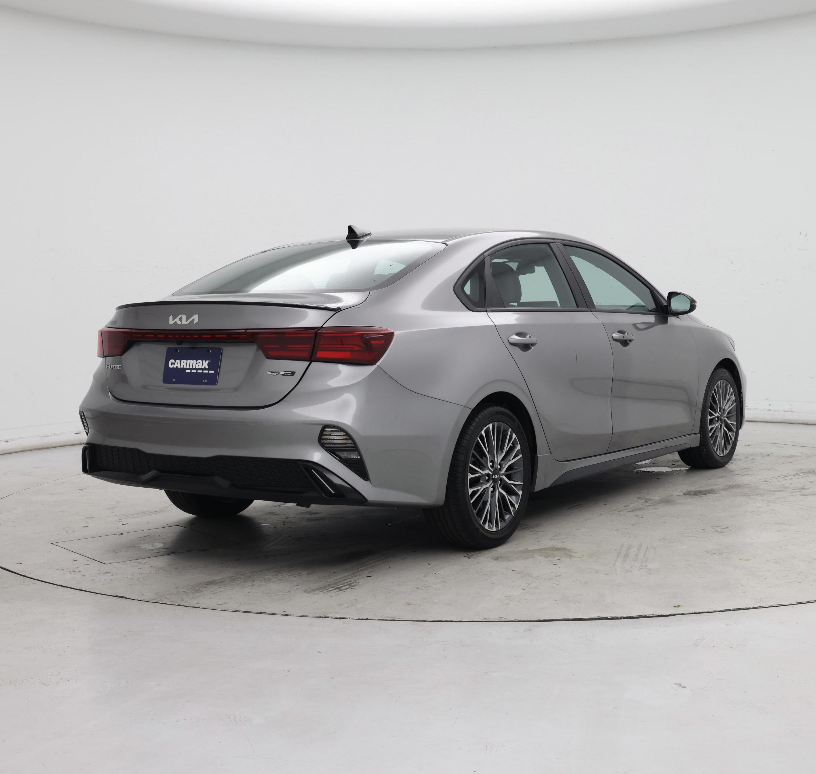 Thumbnail: 2023 Kia Forte - 8