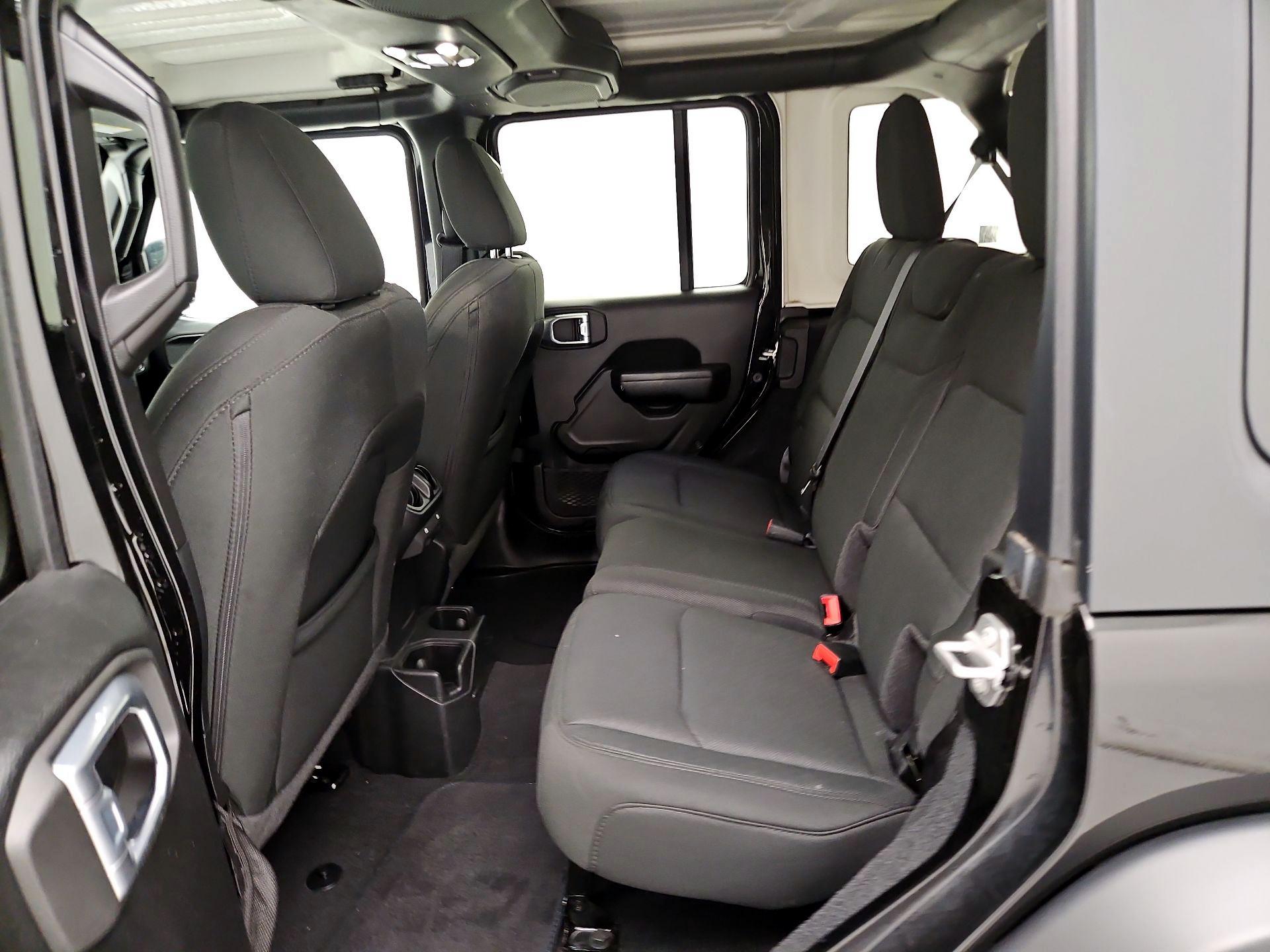 Thumbnail: 2021 Jeep Wrangler - 17