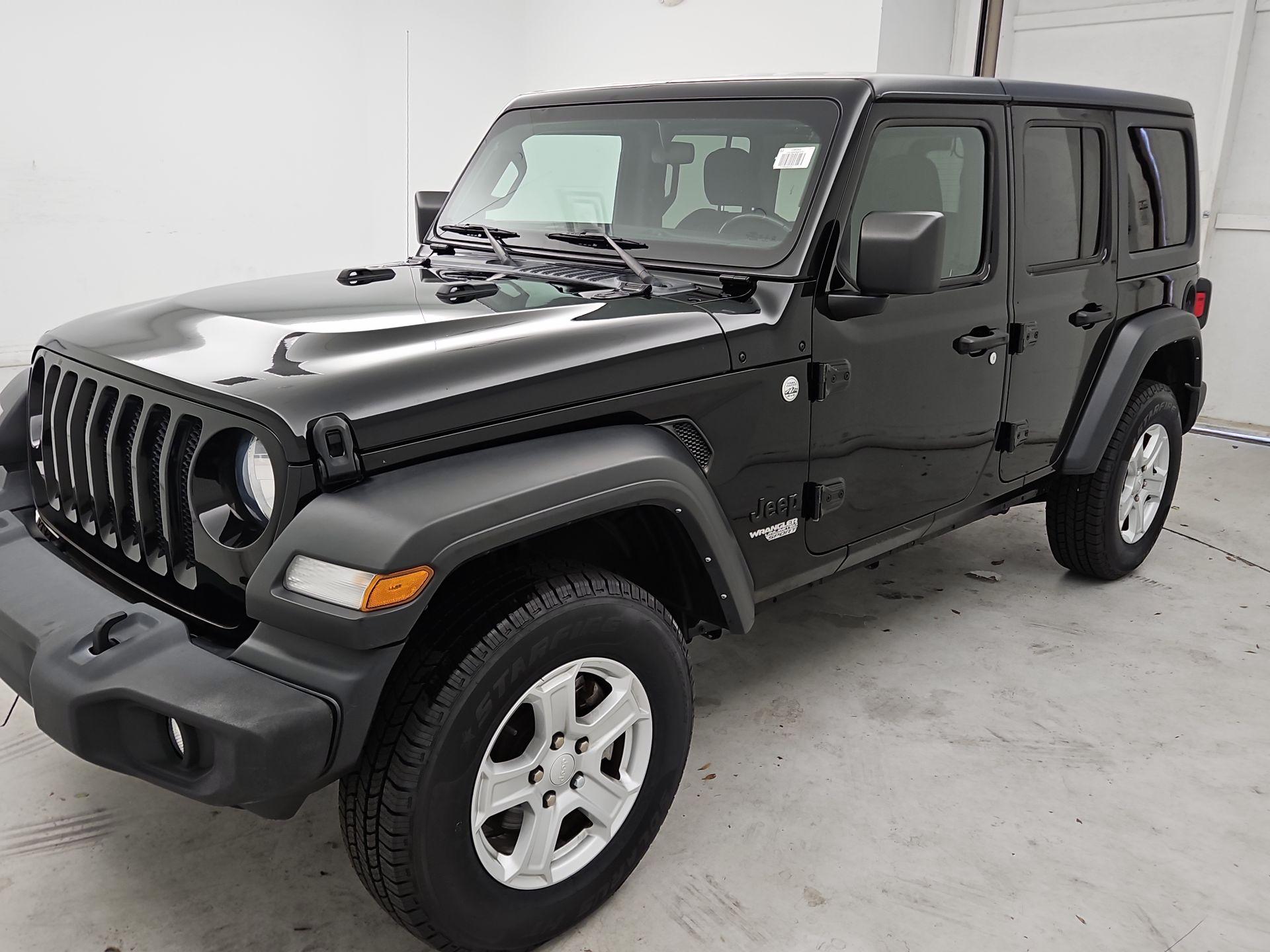 Thumbnail: 2021 Jeep Wrangler - 3