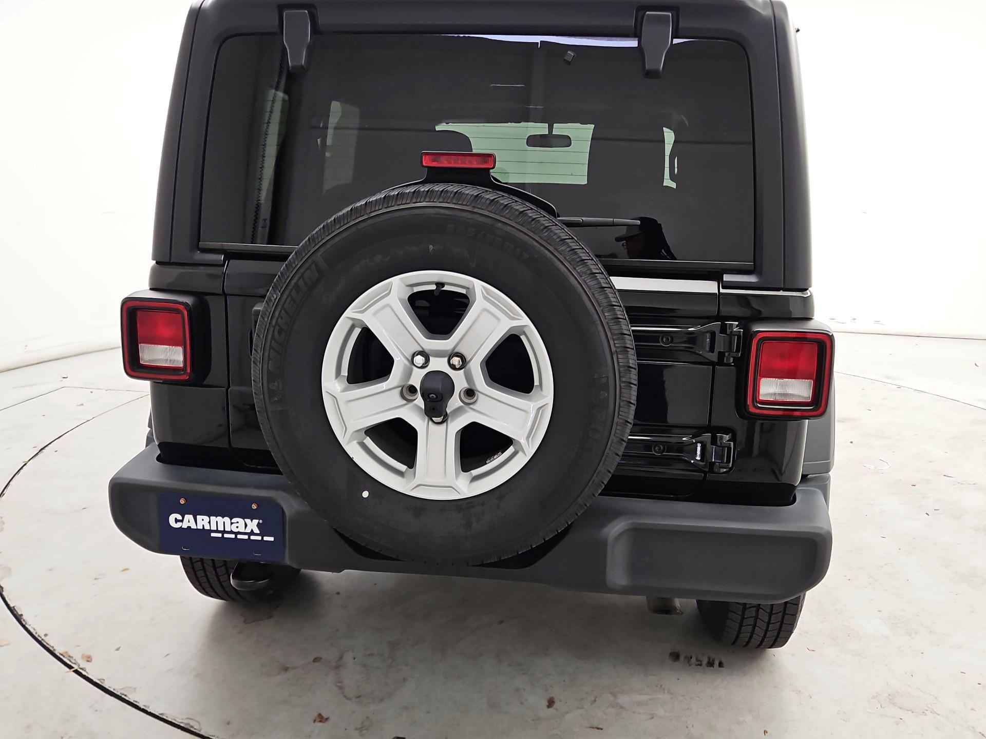 Thumbnail: 2021 Jeep Wrangler - 6
