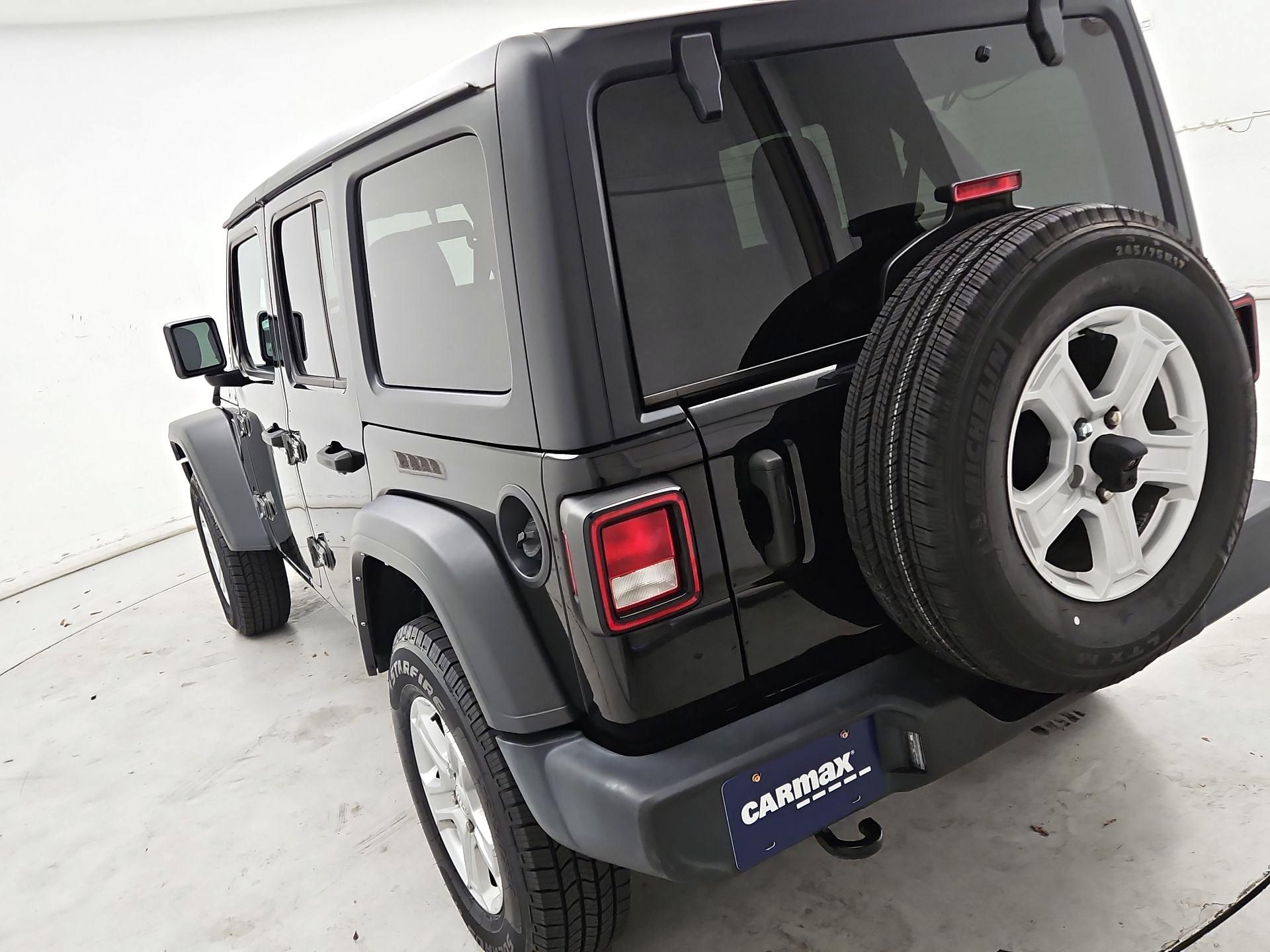 Thumbnail: 2021 Jeep Wrangler - 7