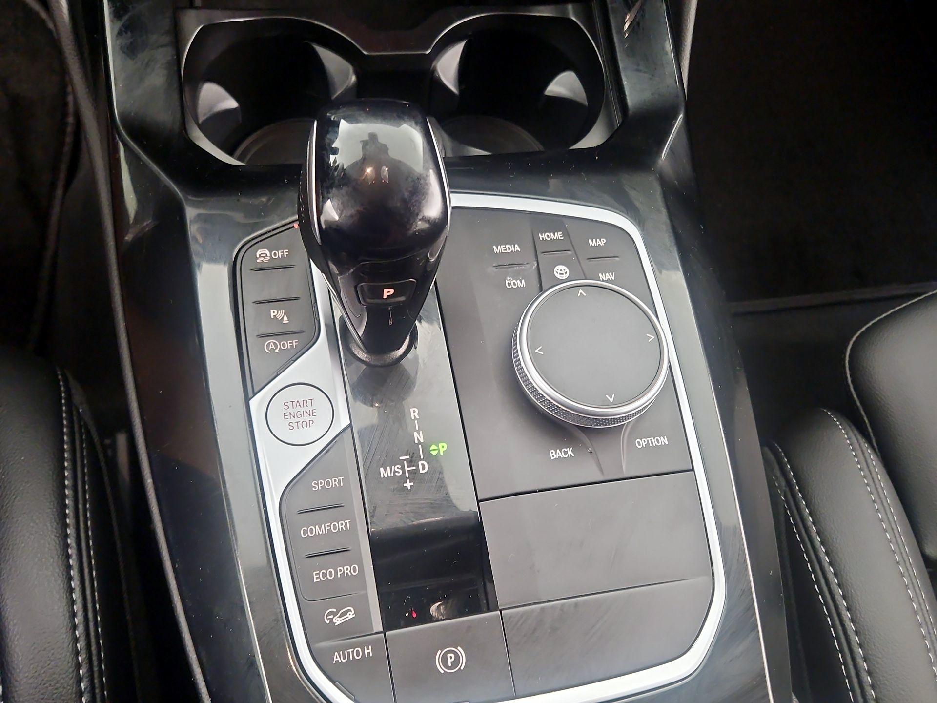 Thumbnail: 2022 BMW X4 - 17