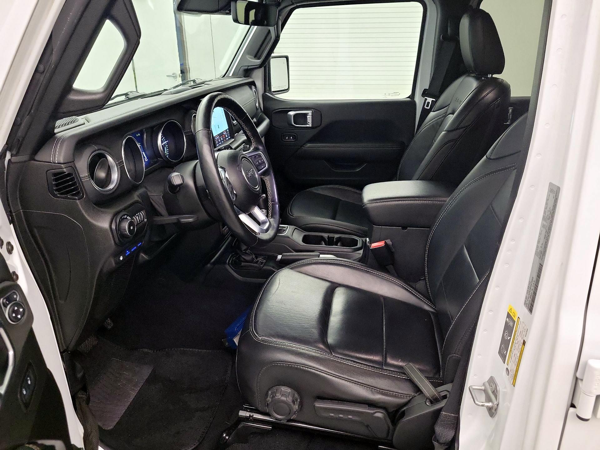 Thumbnail: 2021 Jeep Wrangler - 11