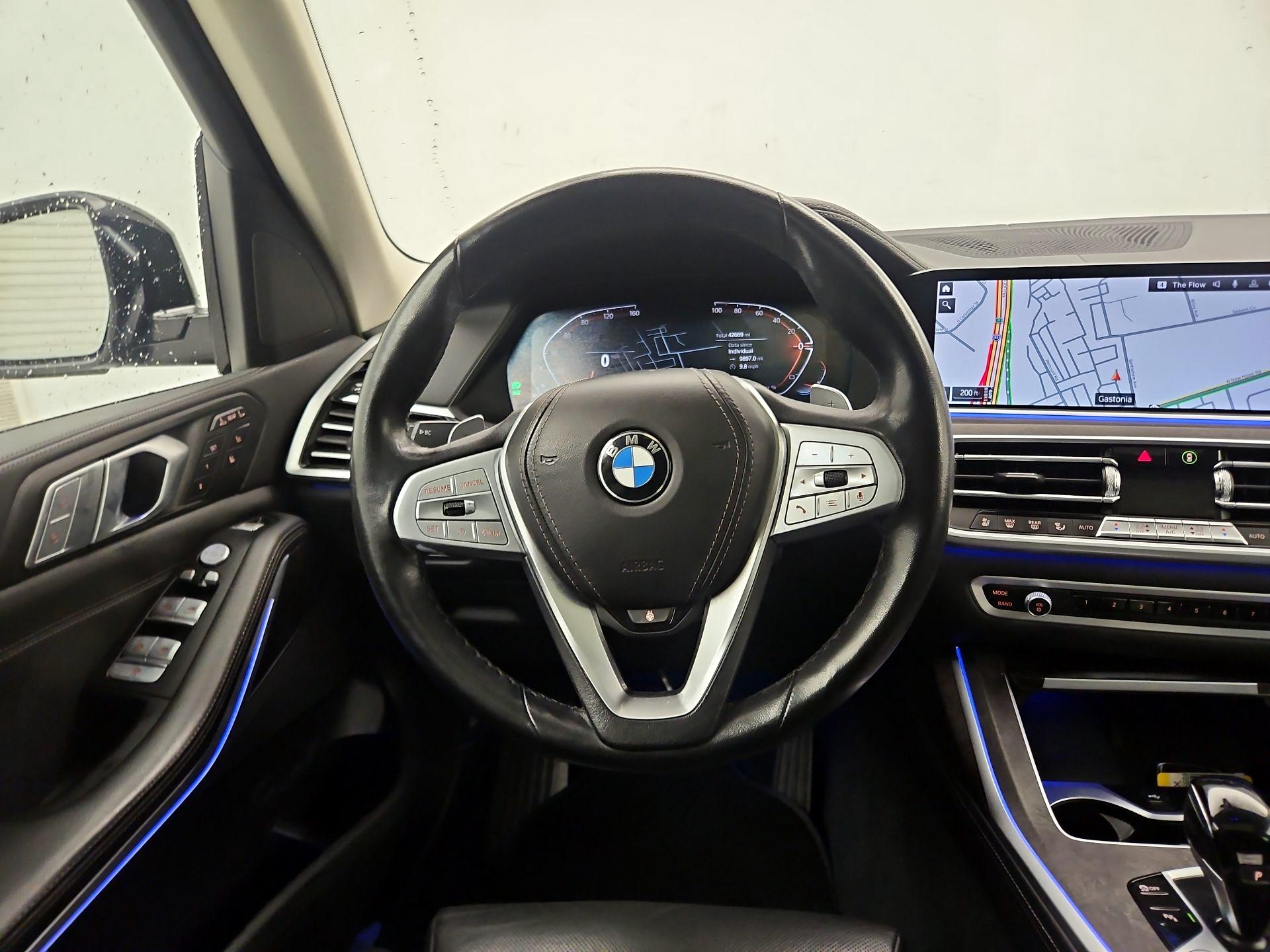 Thumbnail: 2022 BMW X7 - 10