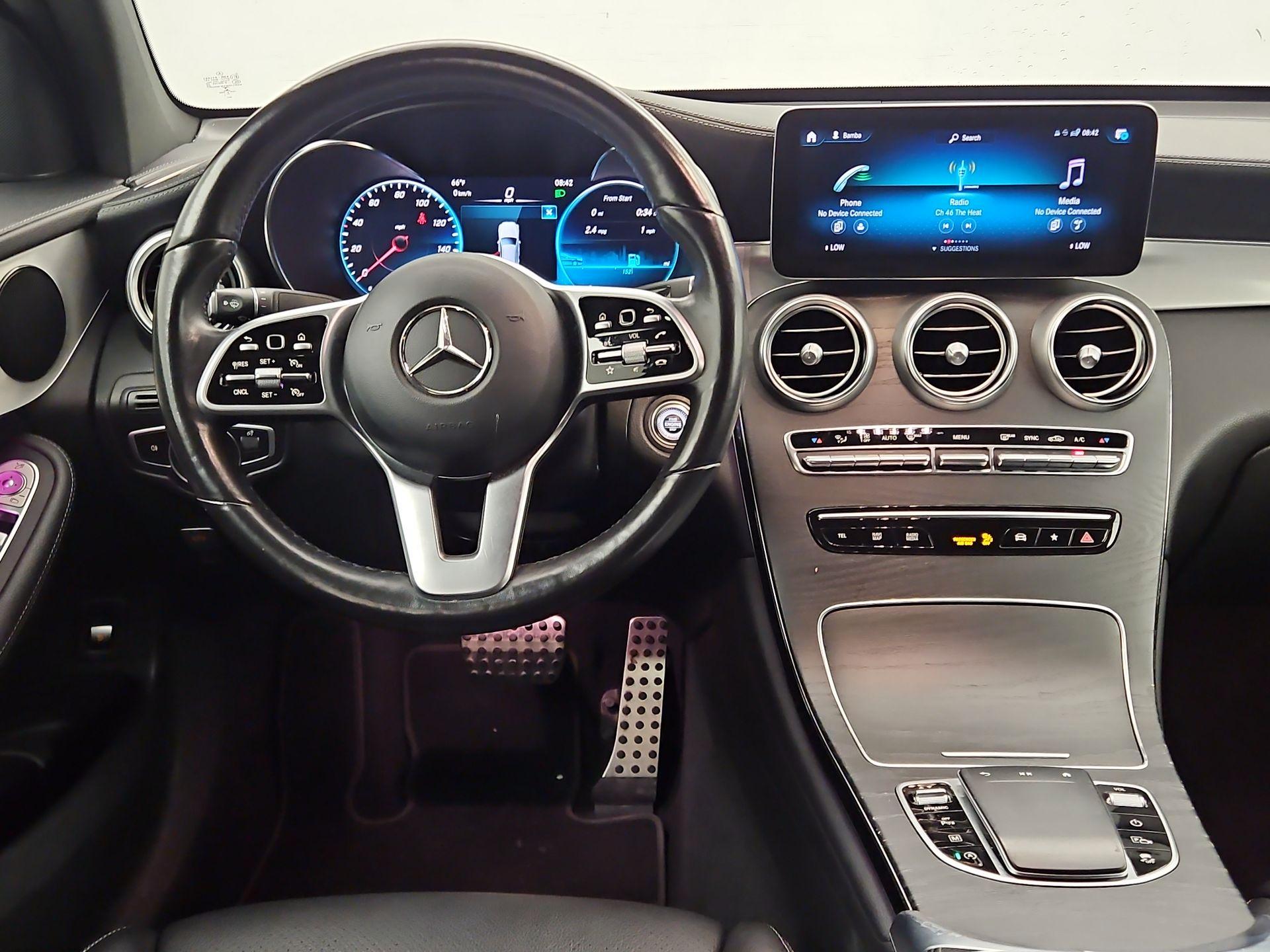 Thumbnail: 2022 Mercedes-Benz GLC - 10