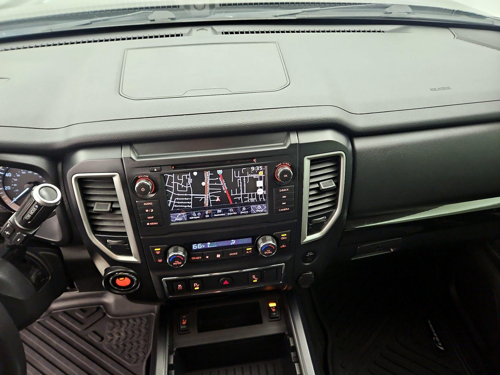 Thumbnail: 2019 Nissan Titan - 9