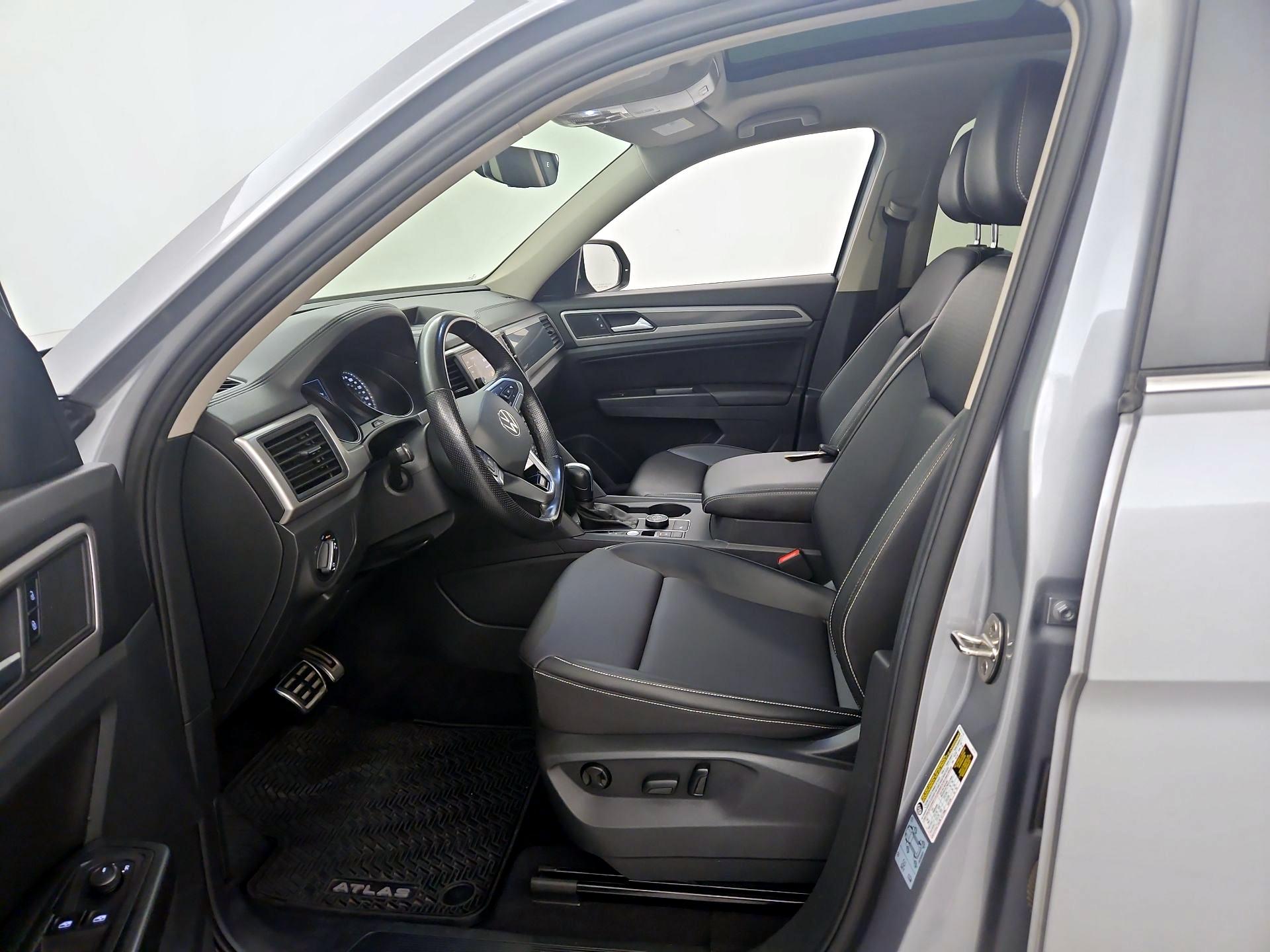 Thumbnail: 2021 Volkswagen Atlas - 11