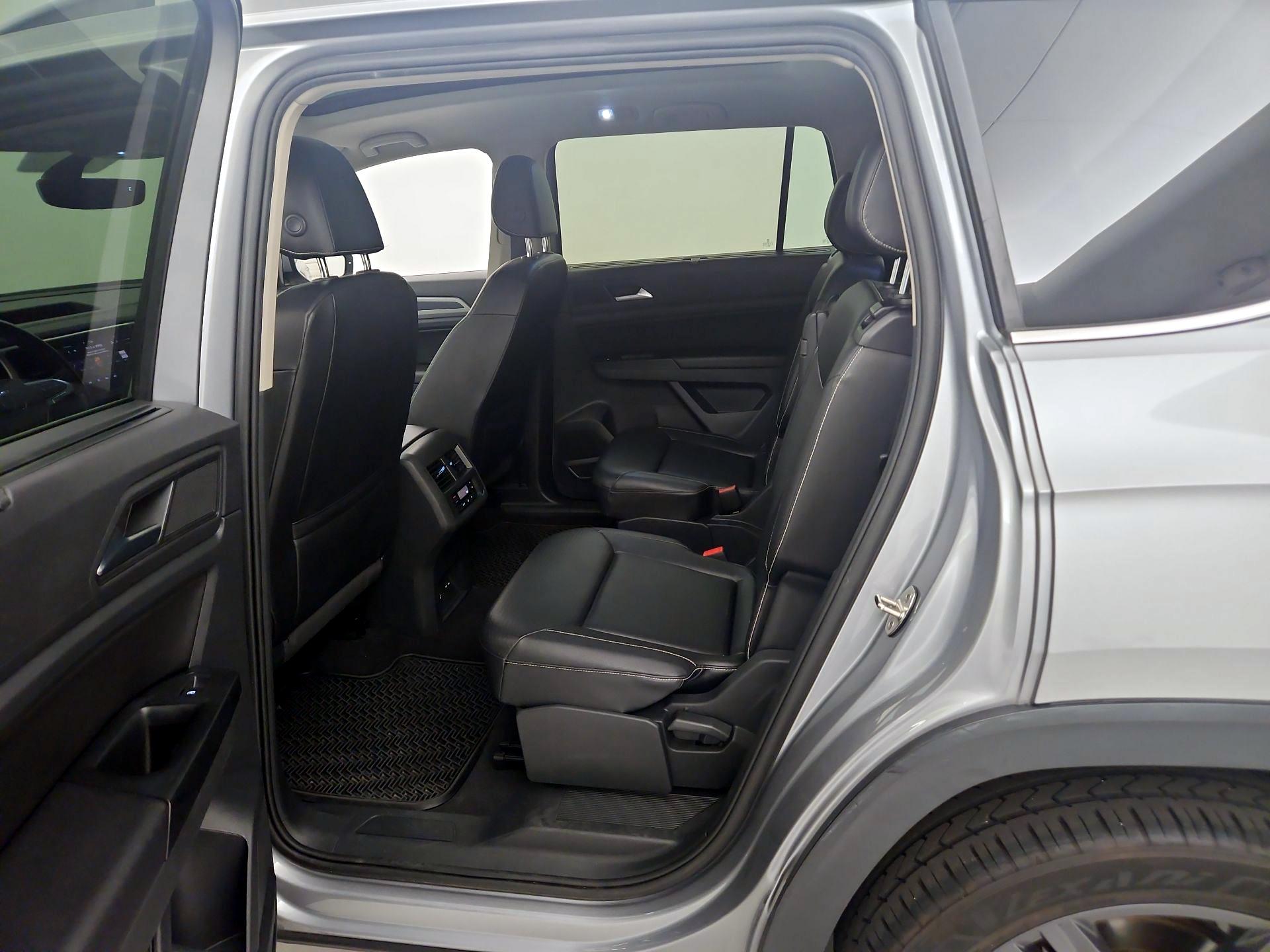 Thumbnail: 2021 Volkswagen Atlas - 20