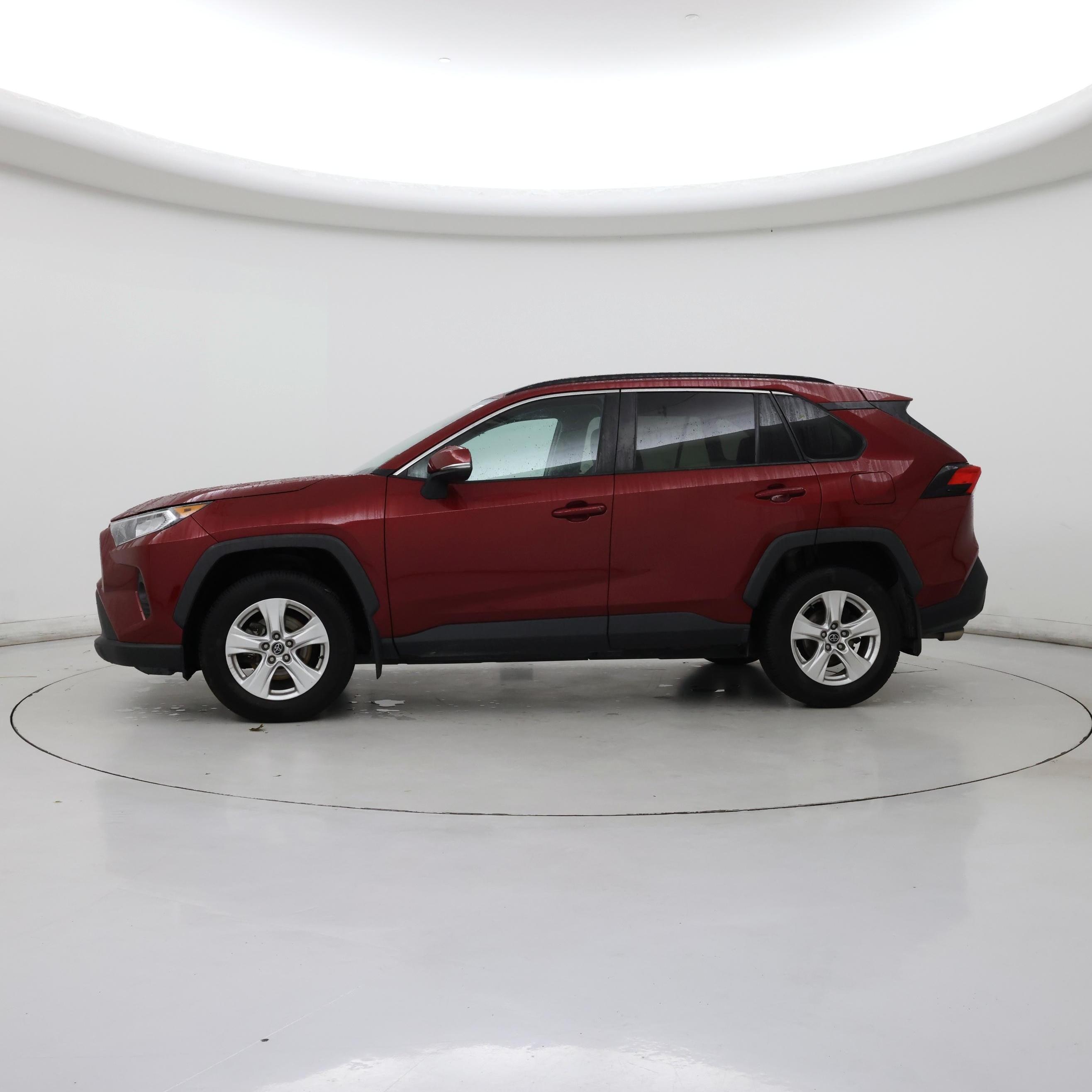Thumbnail: 2020 Toyota RAV4 - 3