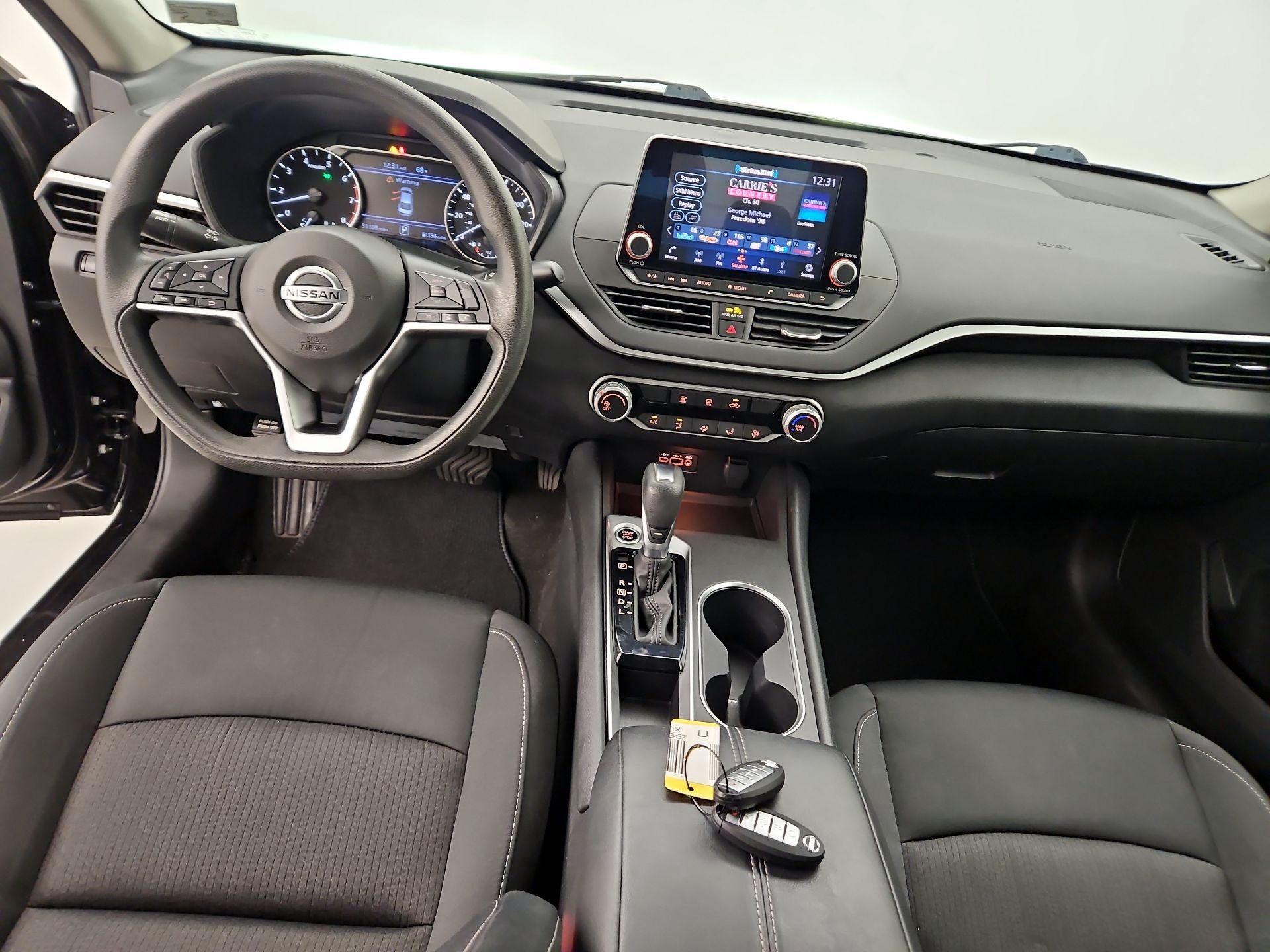 Thumbnail: 2022 Nissan Altima - 9