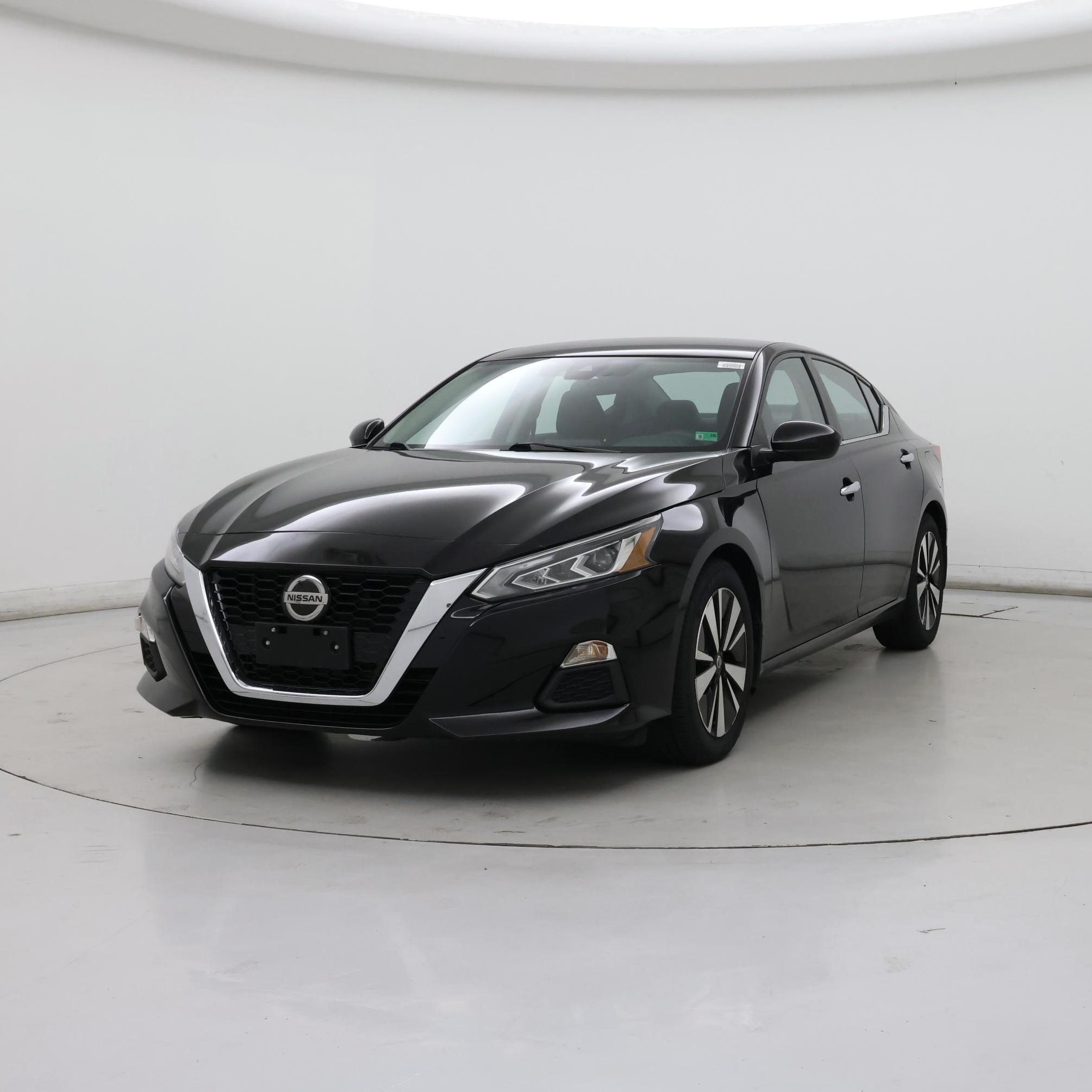 Thumbnail: 2022 Nissan Altima - 4