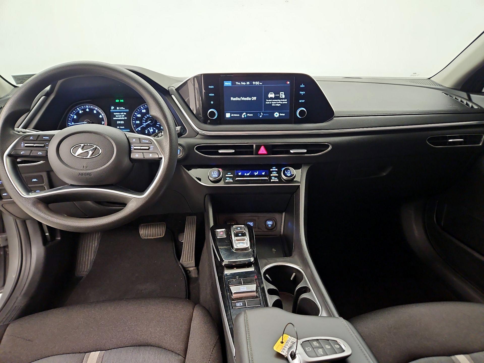 Thumbnail: 2021 Hyundai Sonata - 9