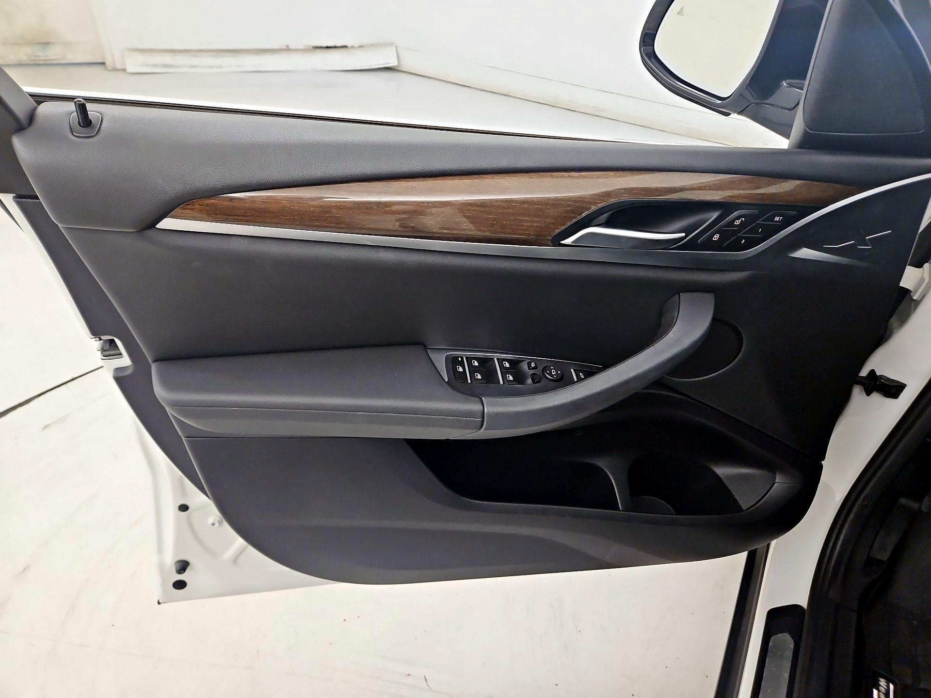 Thumbnail: 2019 BMW X3 - 12