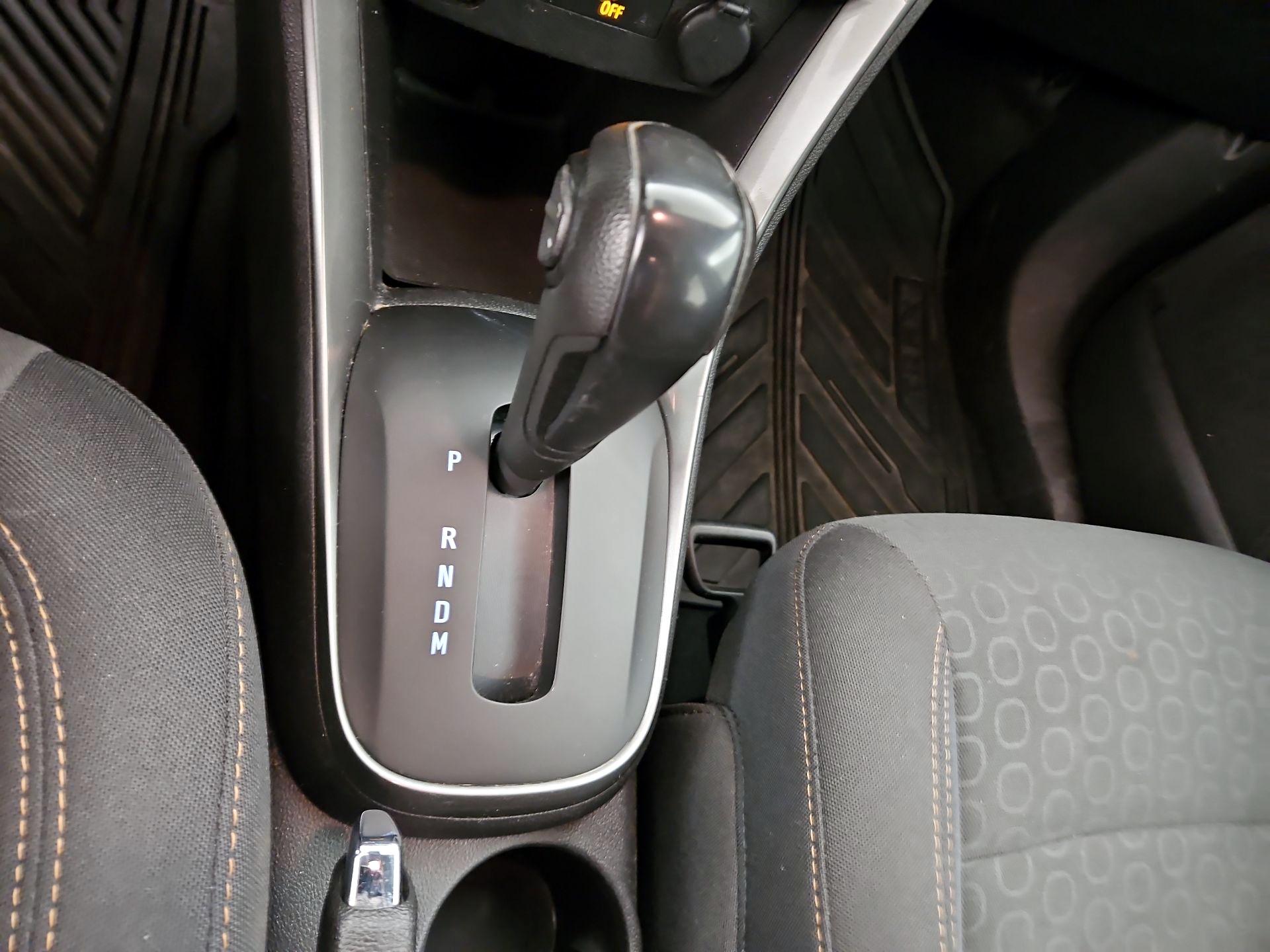Thumbnail: 2020 Chevrolet Trax - 17