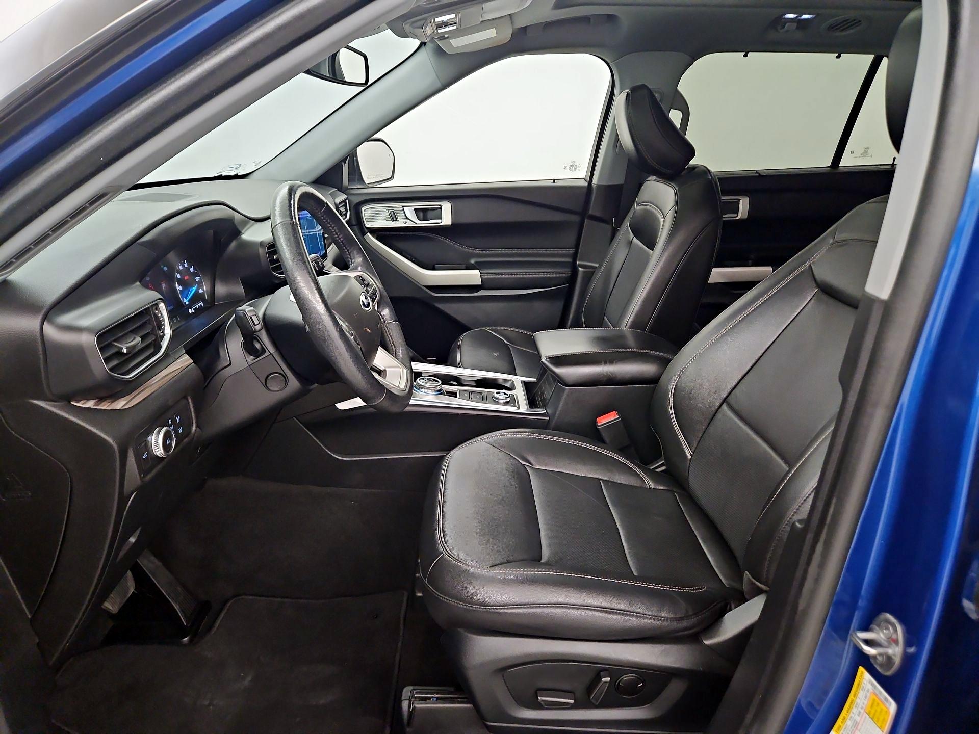 Thumbnail: 2022 Ford Explorer - 11
