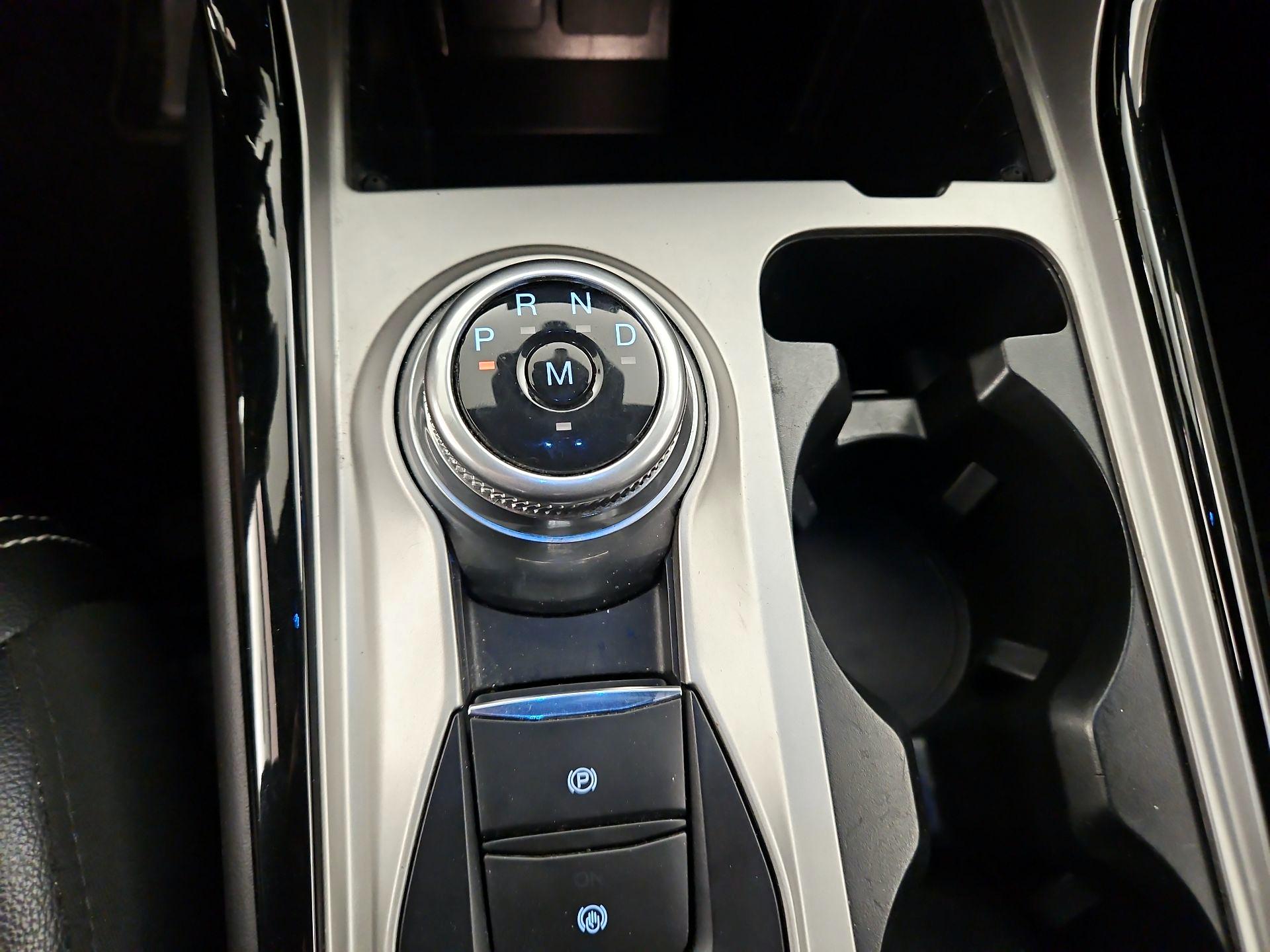 Thumbnail: 2022 Ford Explorer - 18