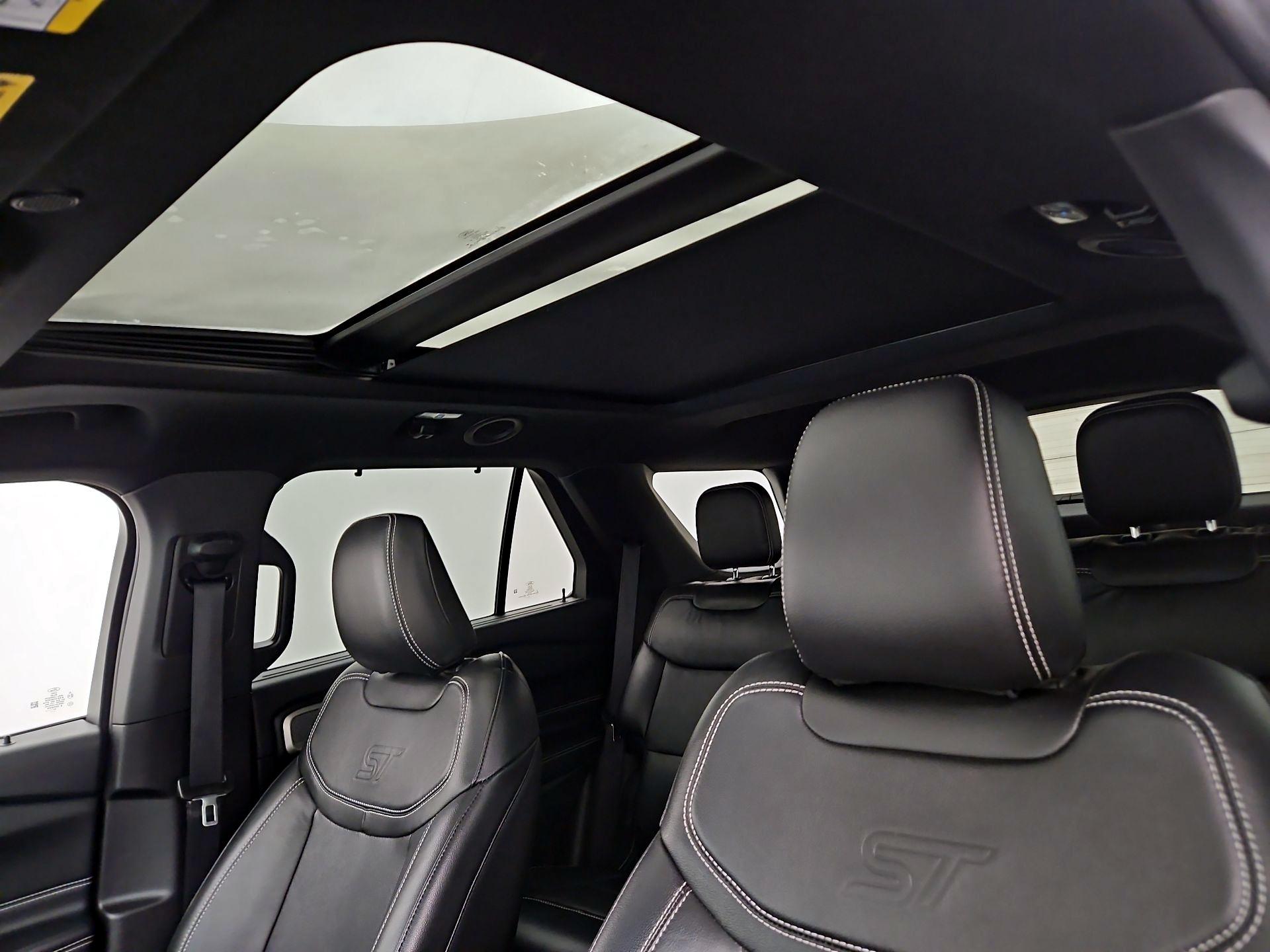 Thumbnail: 2022 Ford Explorer - 20