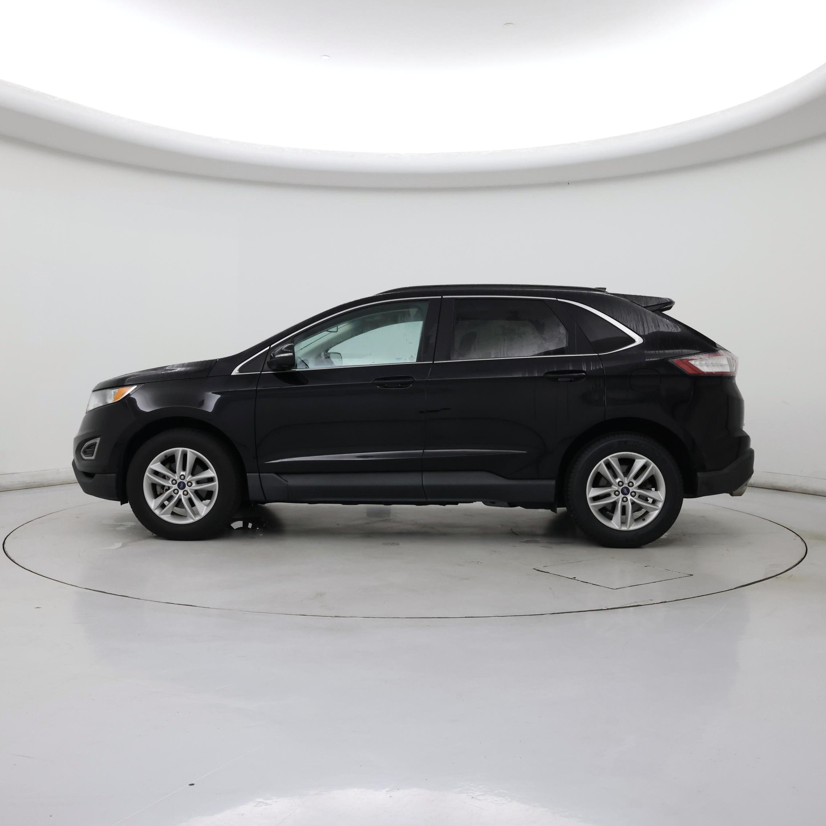 Thumbnail: 2016 Ford Edge - 3