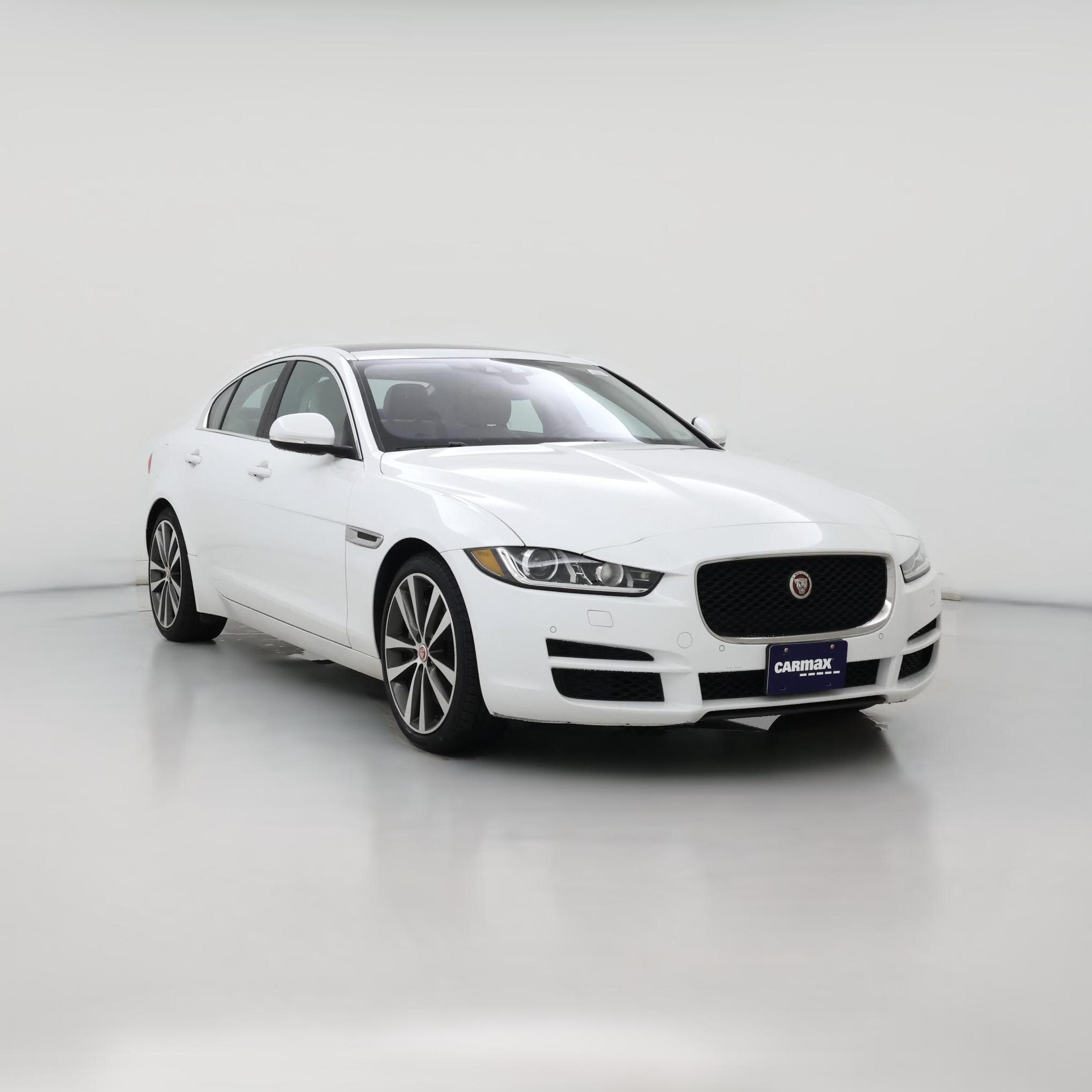 Thumbnail: 2017 Jaguar XE - 1