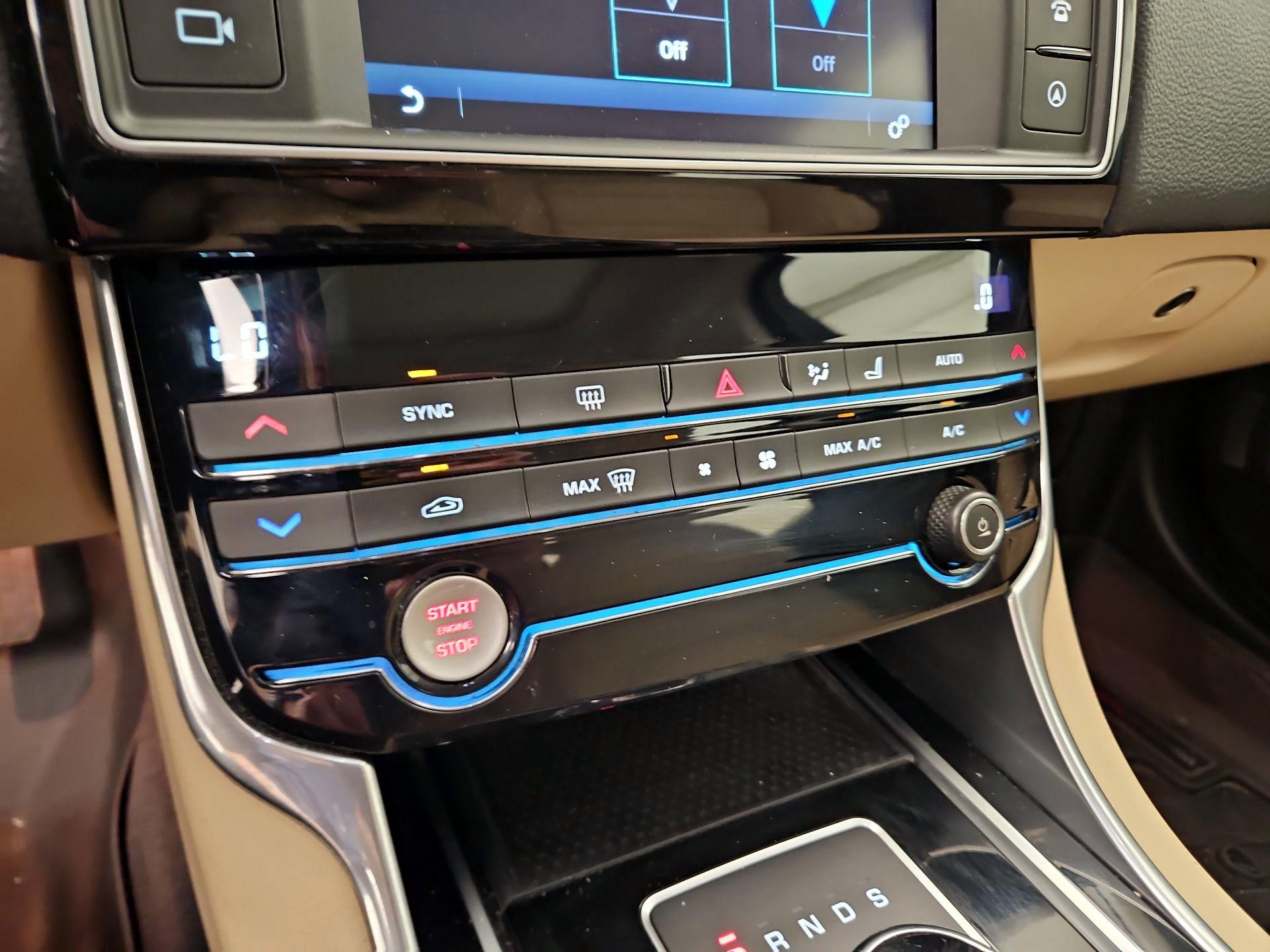 Thumbnail: 2017 Jaguar XE - 17