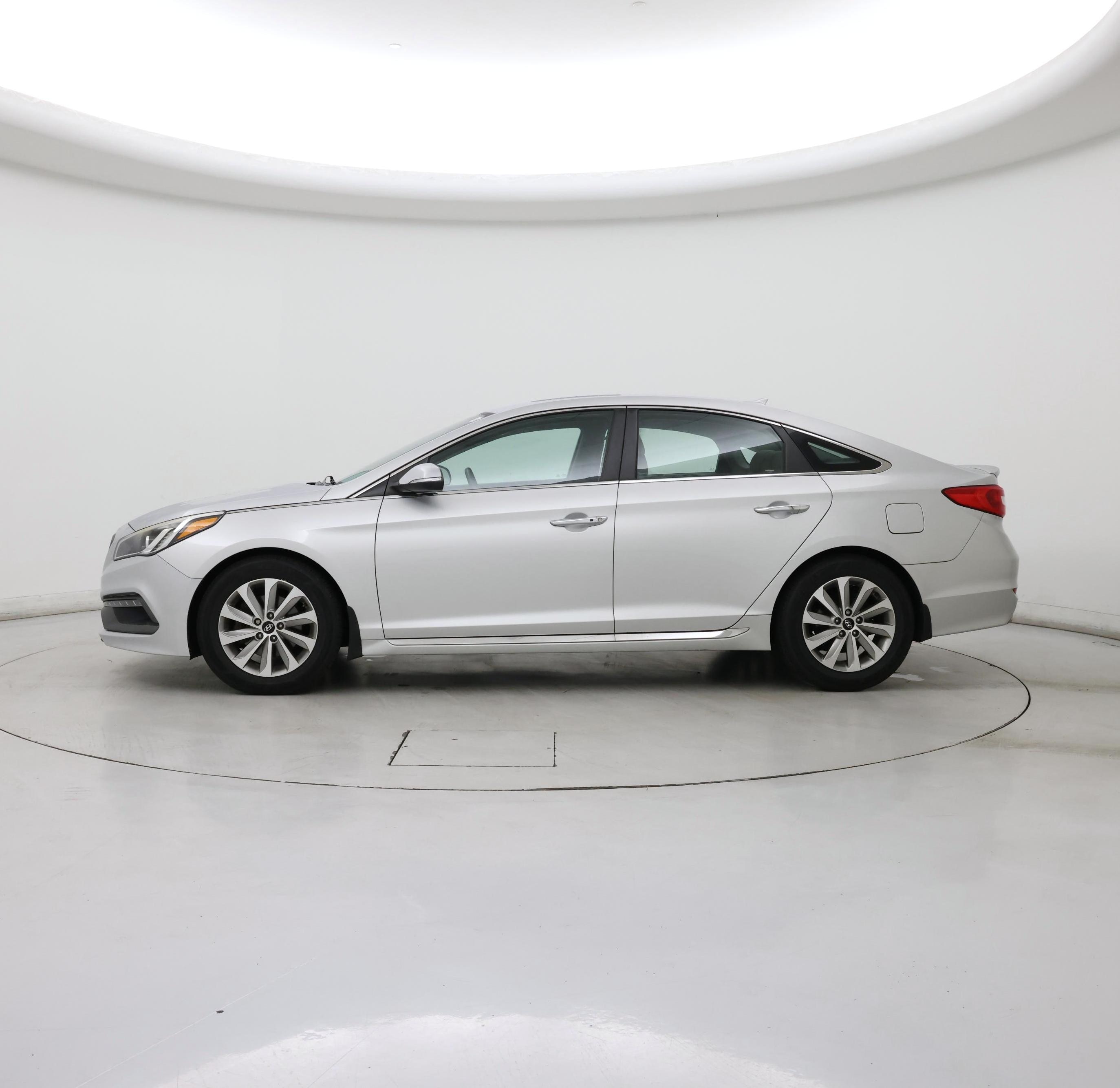 Thumbnail: 2017 Hyundai Sonata - 3