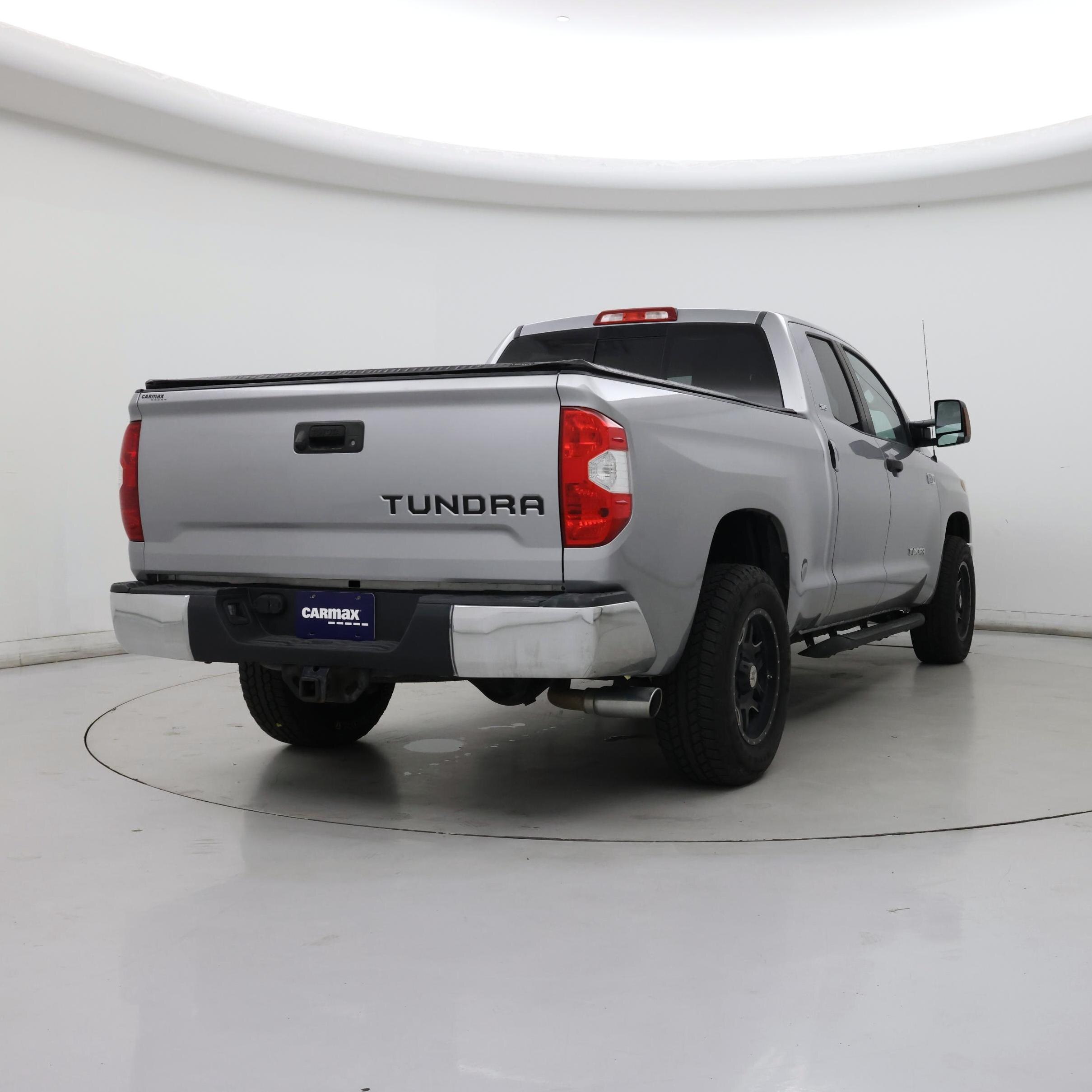Thumbnail: 2018 Toyota Tundra - 8