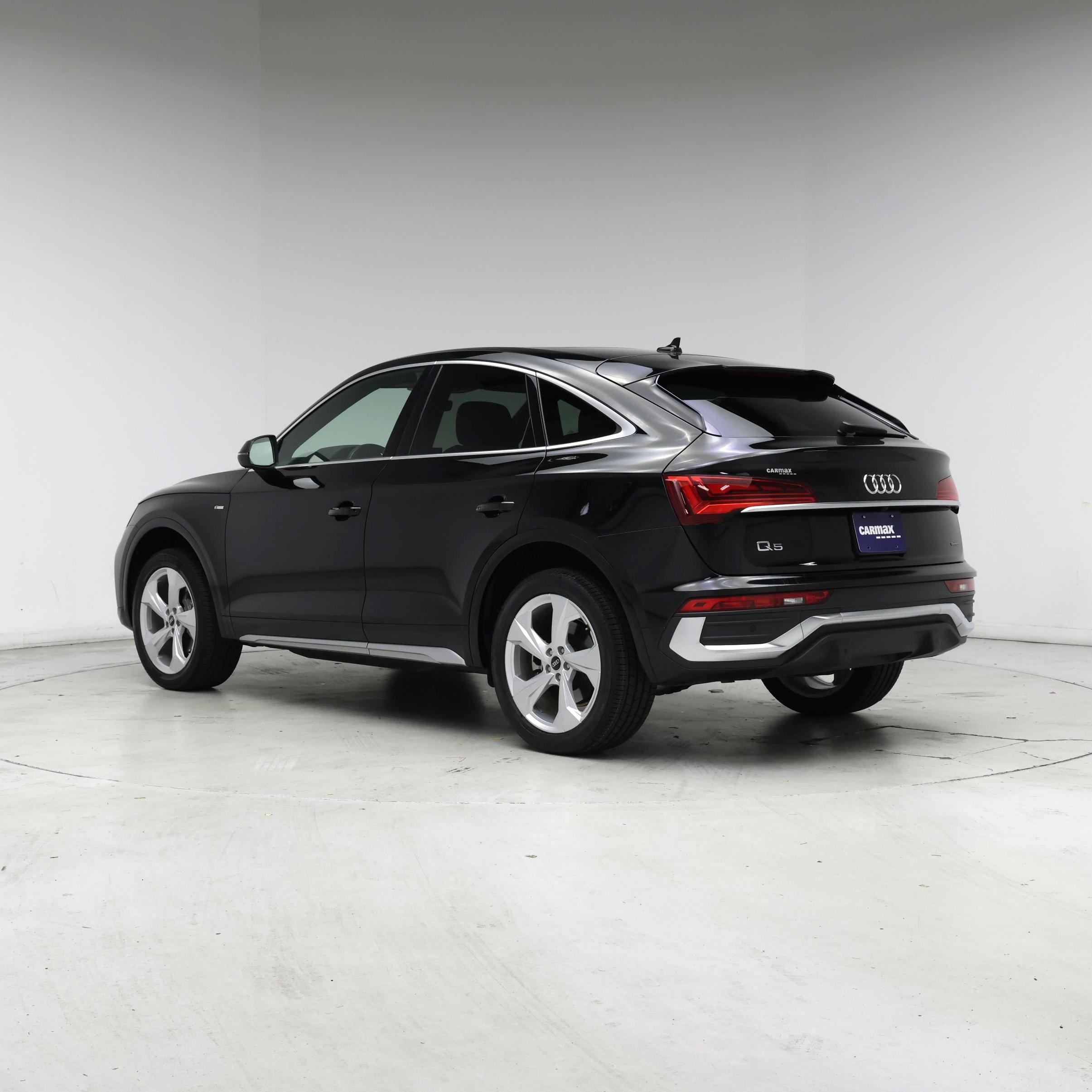 Thumbnail: 2022 Audi Q5 - 2