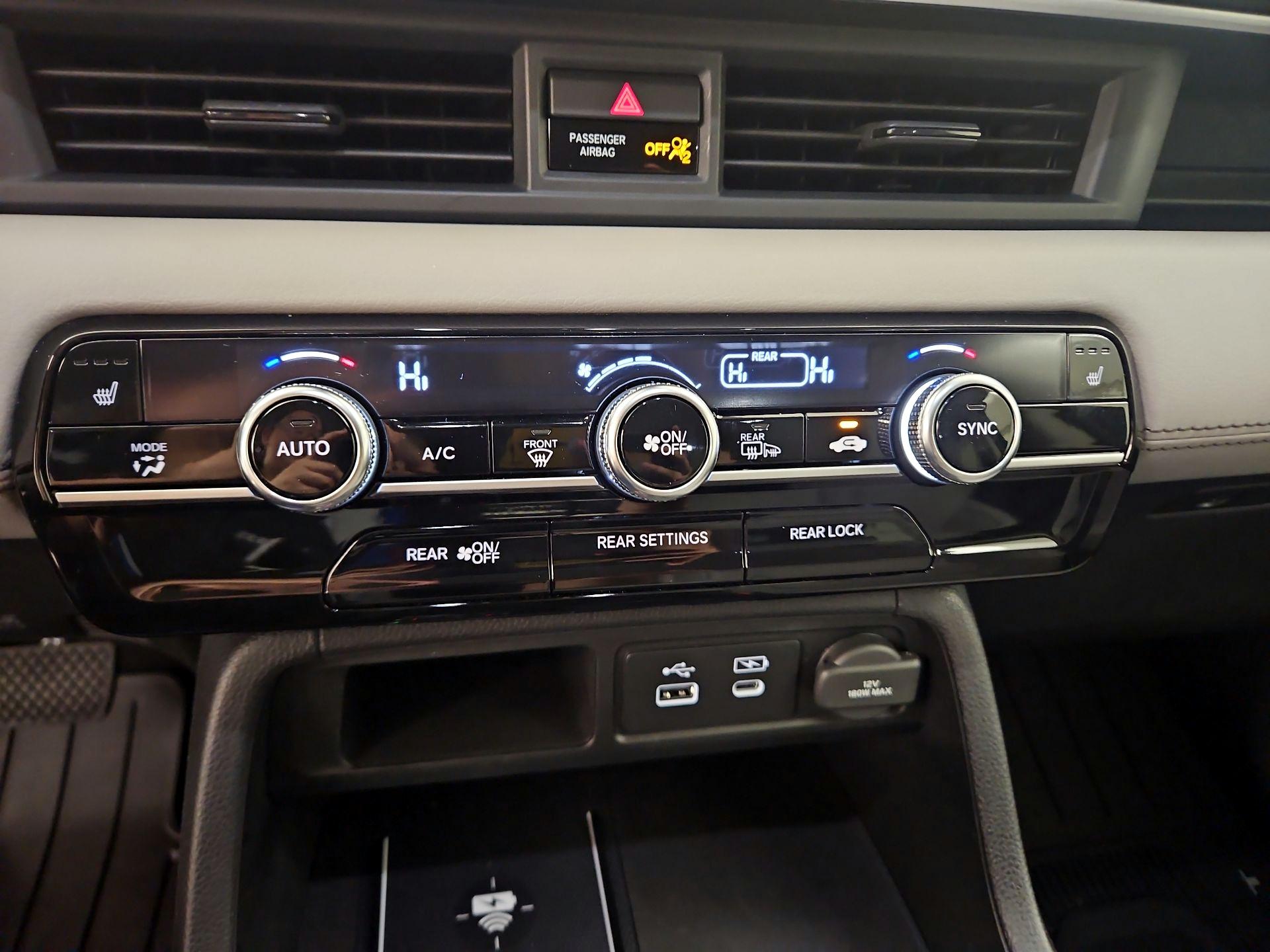 Thumbnail: 2025 Honda Pilot - 16